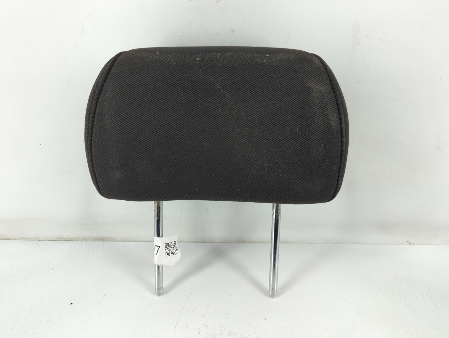 2002-2007 Saturn Vue Headrest Head Rest Rear Seat Fits Fits 2002 2003 2004 2005 2006 2007 OEM Used Auto Parts - Oemusedautop