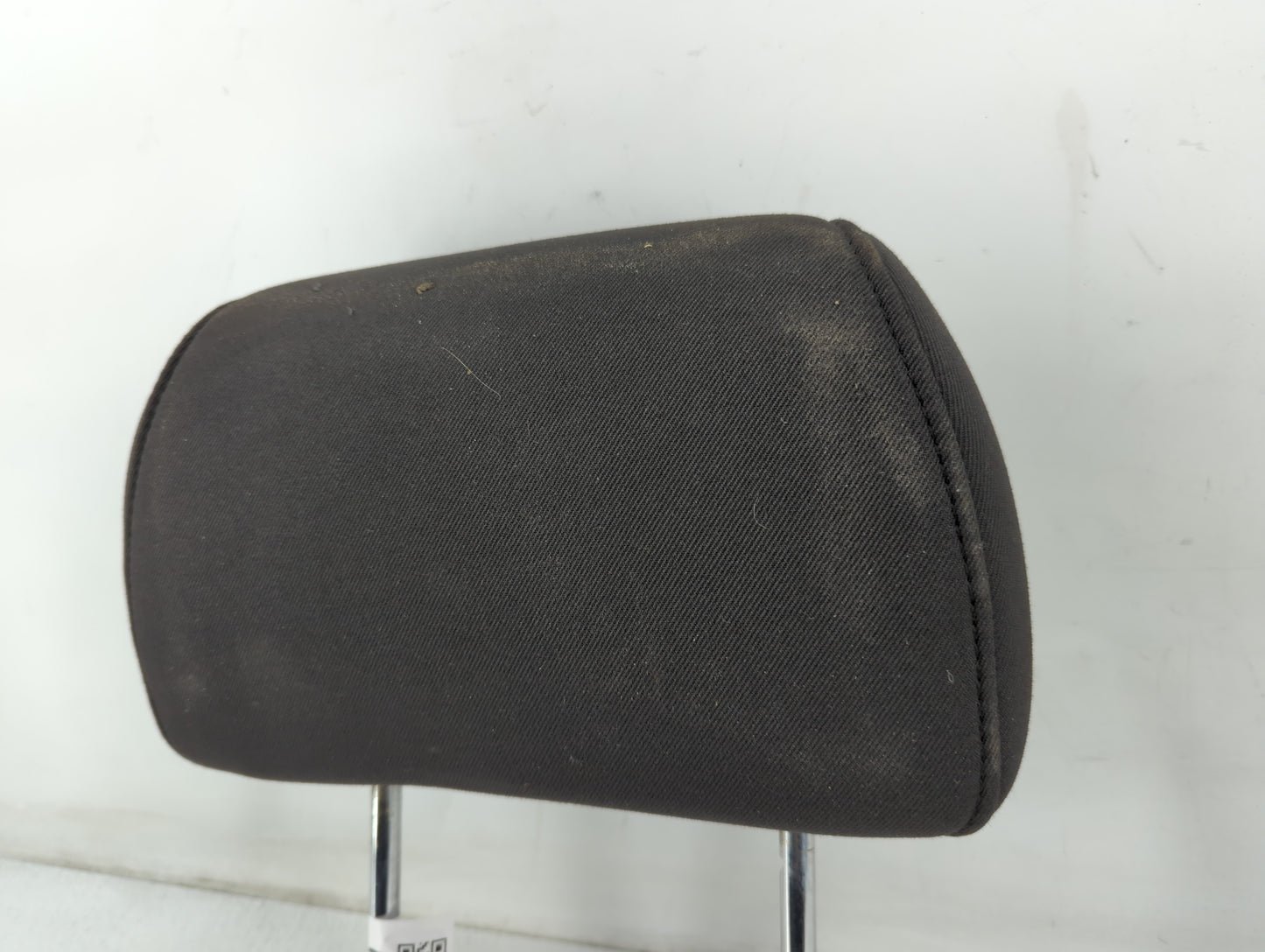 2002-2007 Saturn Vue Headrest Head Rest Rear Seat Fits Fits 2002 2003 2004 2005 2006 2007 OEM Used Auto Parts - Oemusedautop