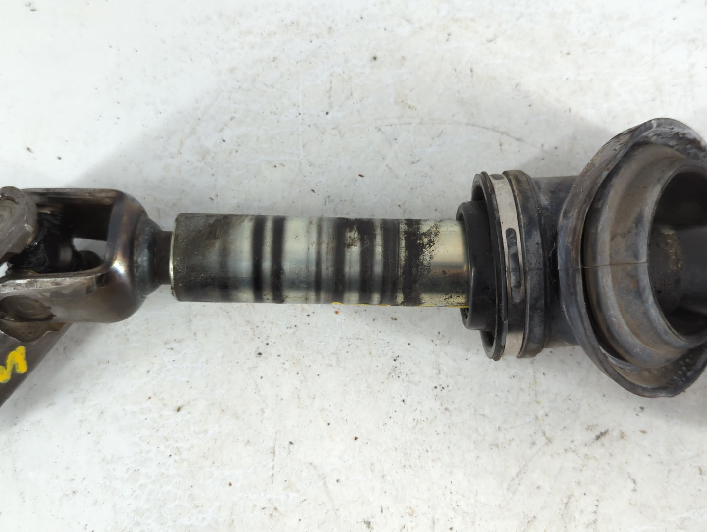 2006 Saturn Vue Engine Gearbox Motor Mount - Oemusedautoparts1.com