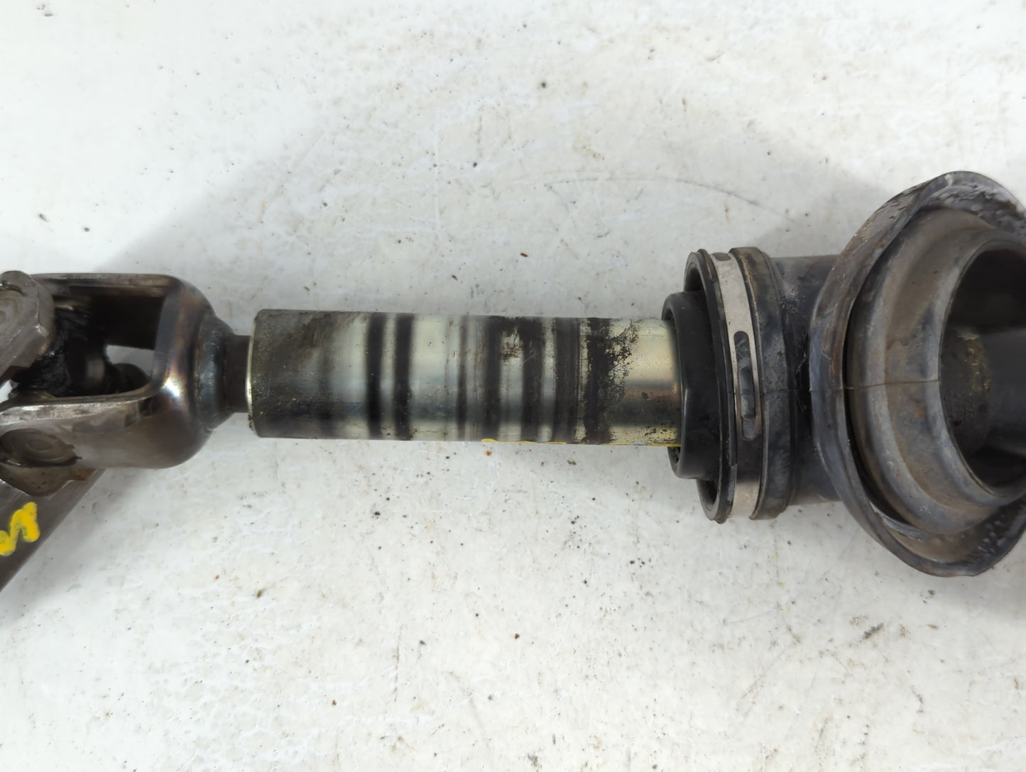 2006 Saturn Vue Engine Gearbox Motor Mount - Oemusedautoparts1.com