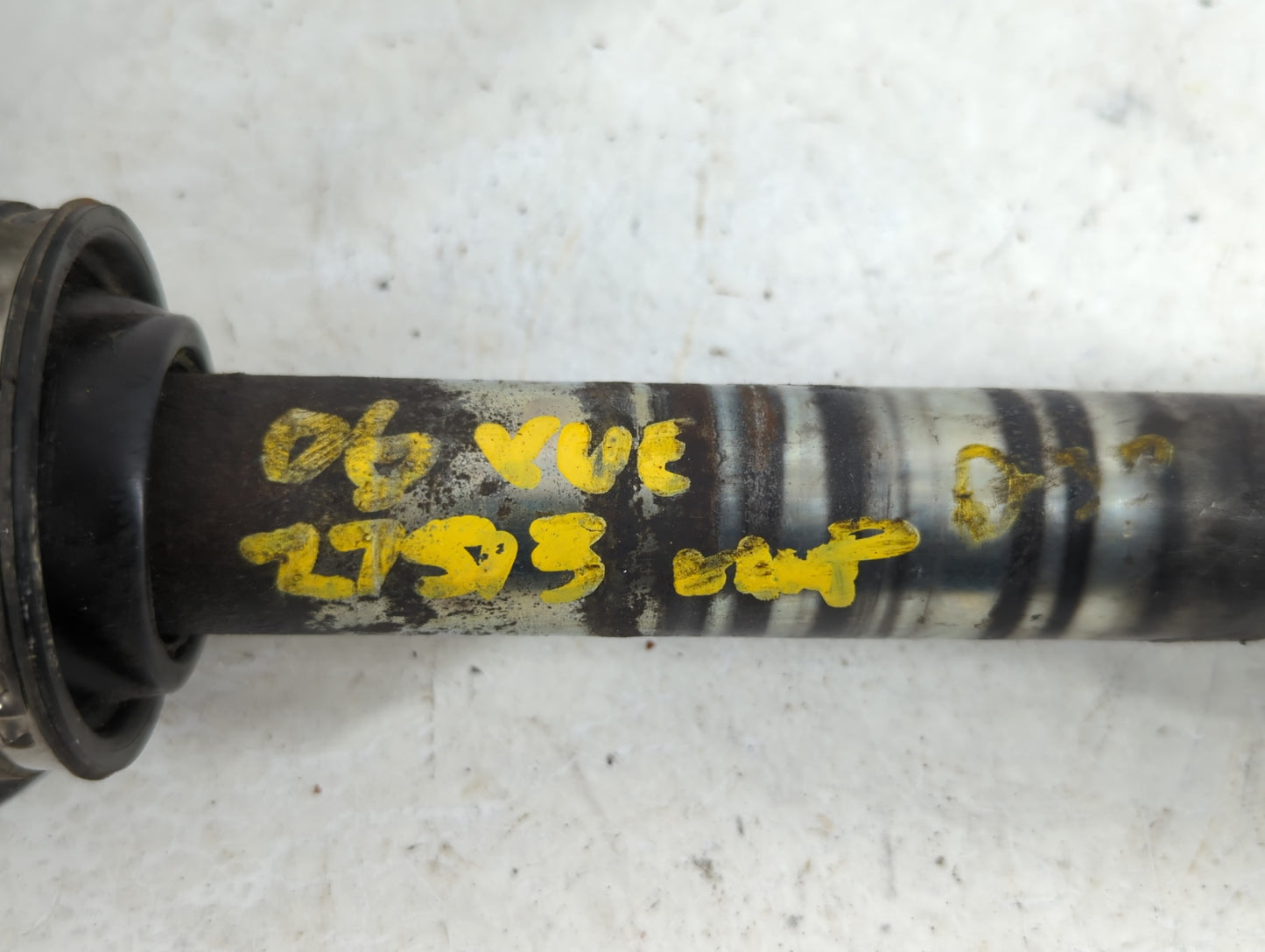 2006 Saturn Vue Engine Gearbox Motor Mount - Oemusedautoparts1.com