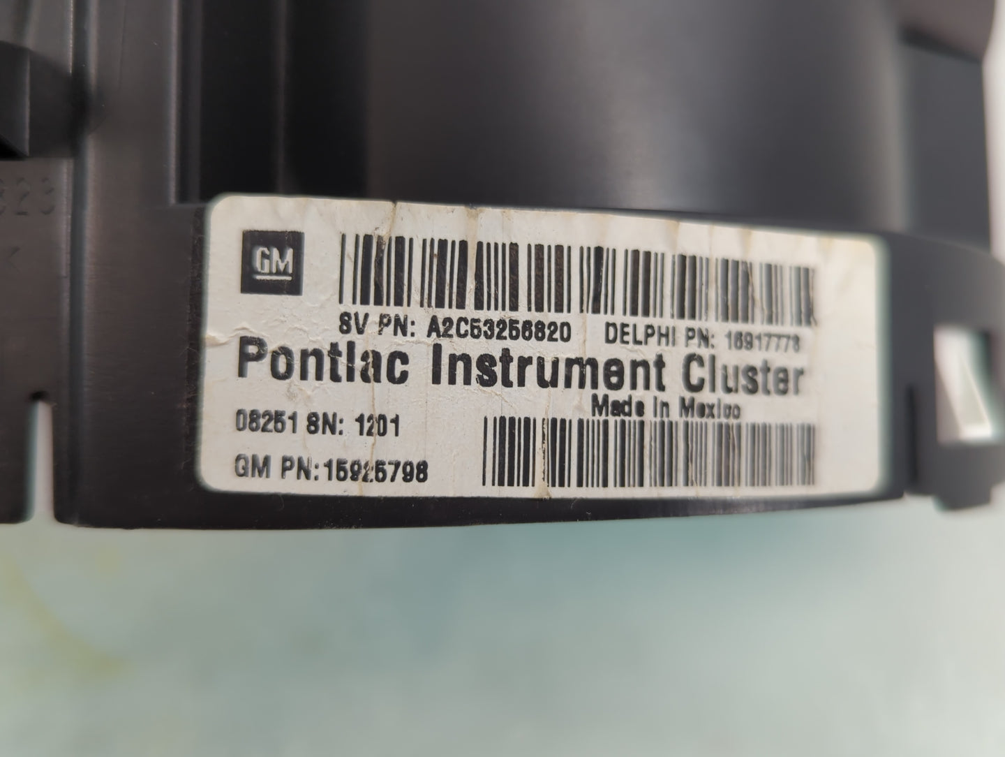 2006-2007 Saturn Vue Instrument Cluster Speedometer Gauges P/N:A2C53256820 Fits Fits 2006 2007 OEM Used Auto Parts - Oemused