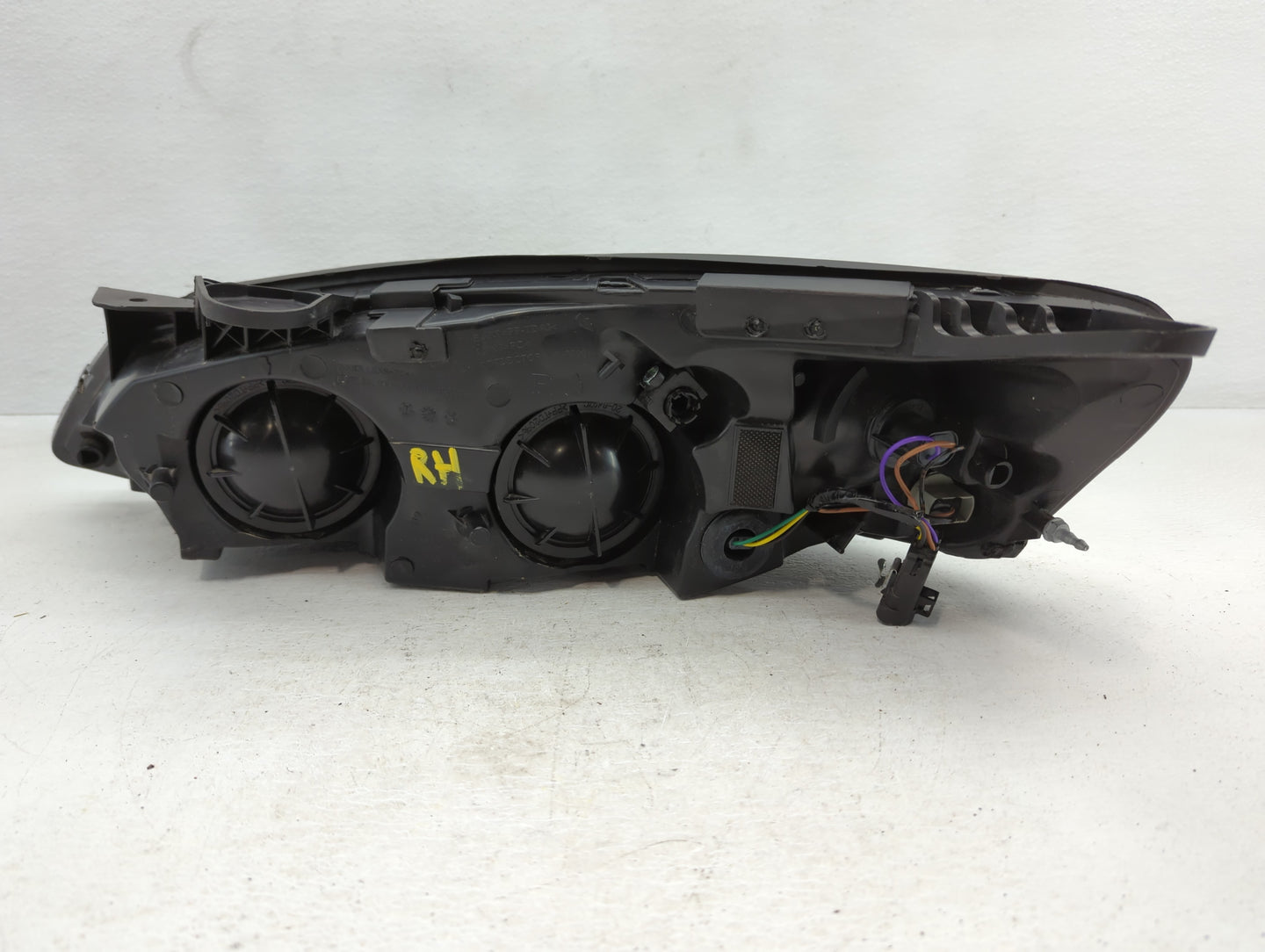 2006-2006 Saturn Vue Passenger Right Oem Head Light Headlight Lamp - Oemusedautoparts1.com