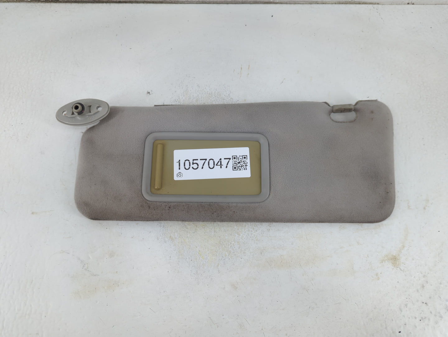2005-2006 Scion Tc Sun Visor Shade Replacement Driver Left Mirror Fits Fits 2005 2006 OEM Used Auto Parts - Oemusedautoparts