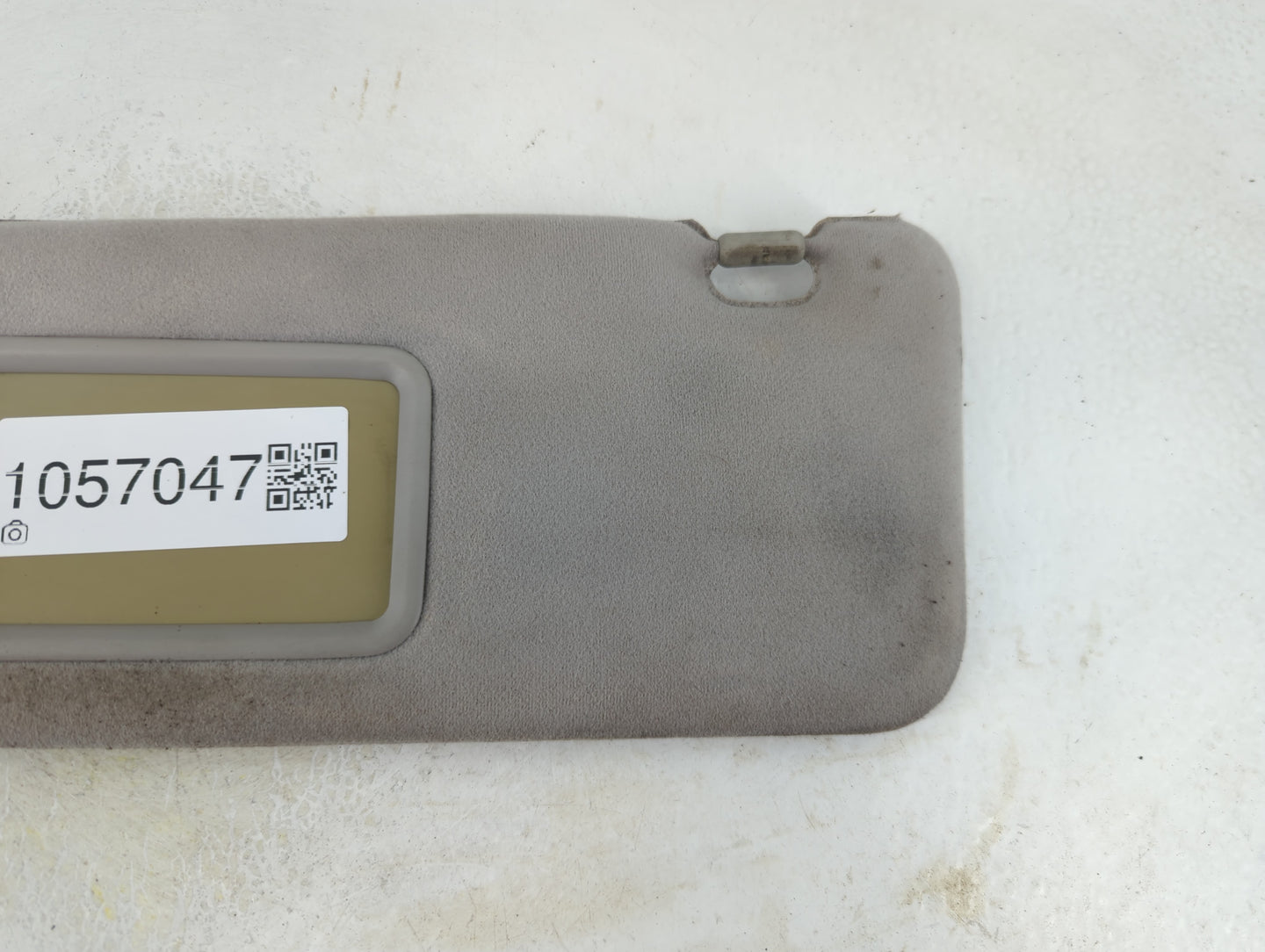 2005-2006 Scion Tc Sun Visor Shade Replacement Driver Left Mirror Fits Fits 2005 2006 OEM Used Auto Parts - Oemusedautoparts