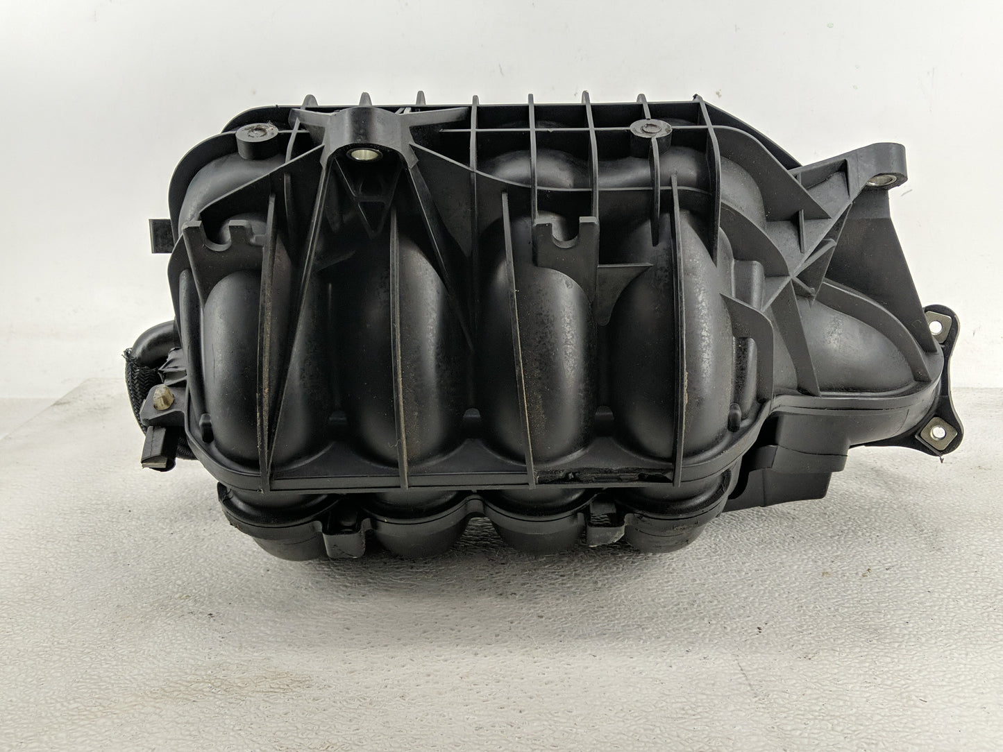 2005-2006 Scion Tc Air Intake Manifold P/N:28130 17101-28100 Fits Fits 2004 2005 2006 OEM Used Auto Parts - Oemusedautoparts