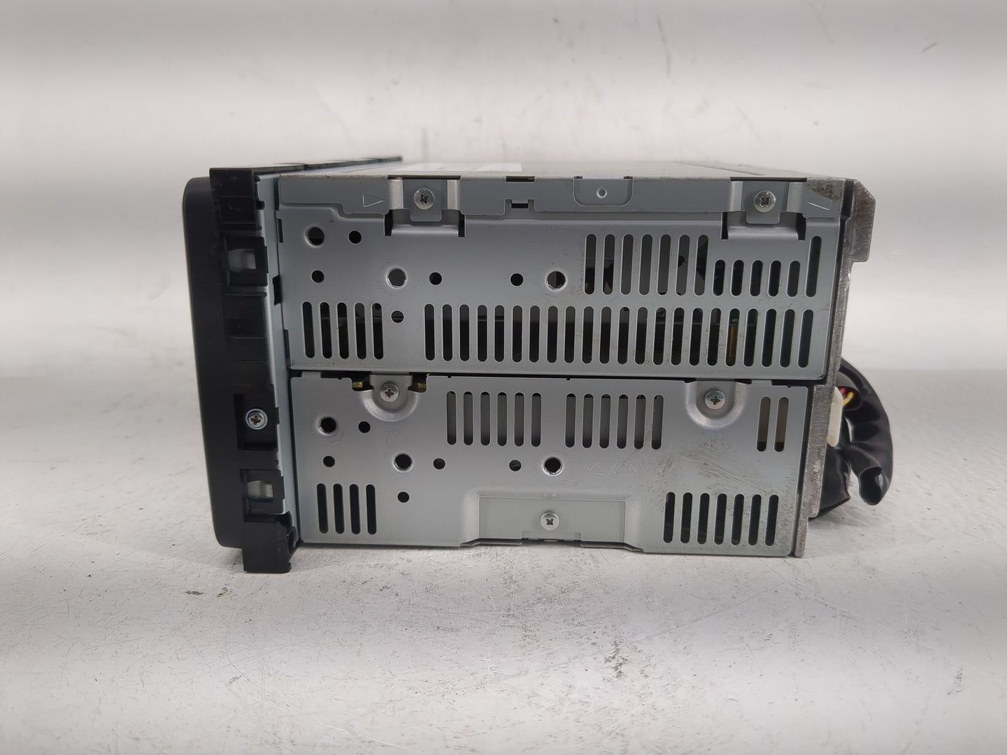 2006-2007 Scion Tc Radio AM FM Cd Player Receiver Replacement P/N:08600-21800 Fits Fits 2006 2007 OEM Used Auto Parts - Oemu
