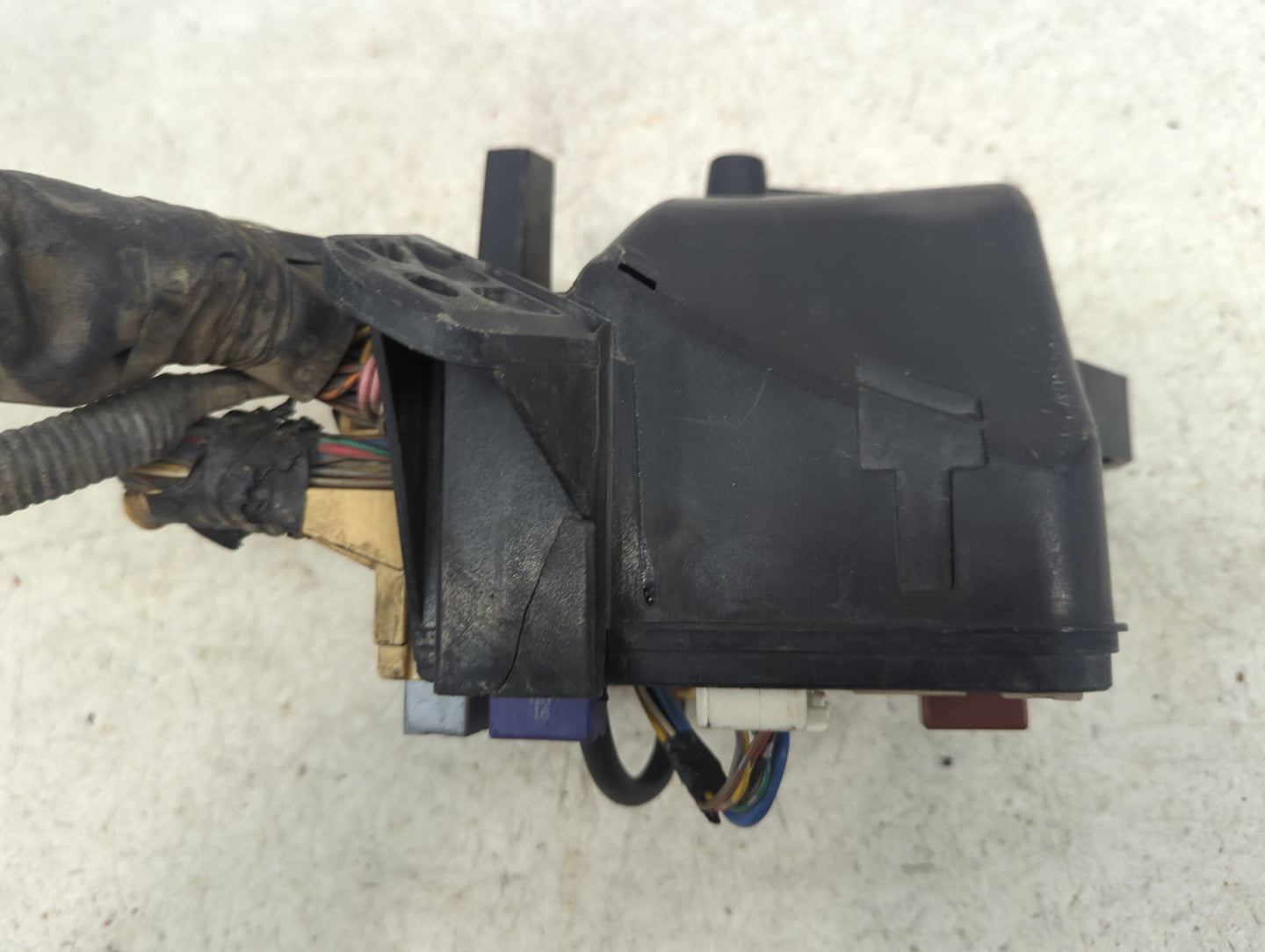 2006 Scion Tc Fusebox Fuse Box Panel Relay Module Fits OEM Used Auto Parts - Oemusedautoparts1.com