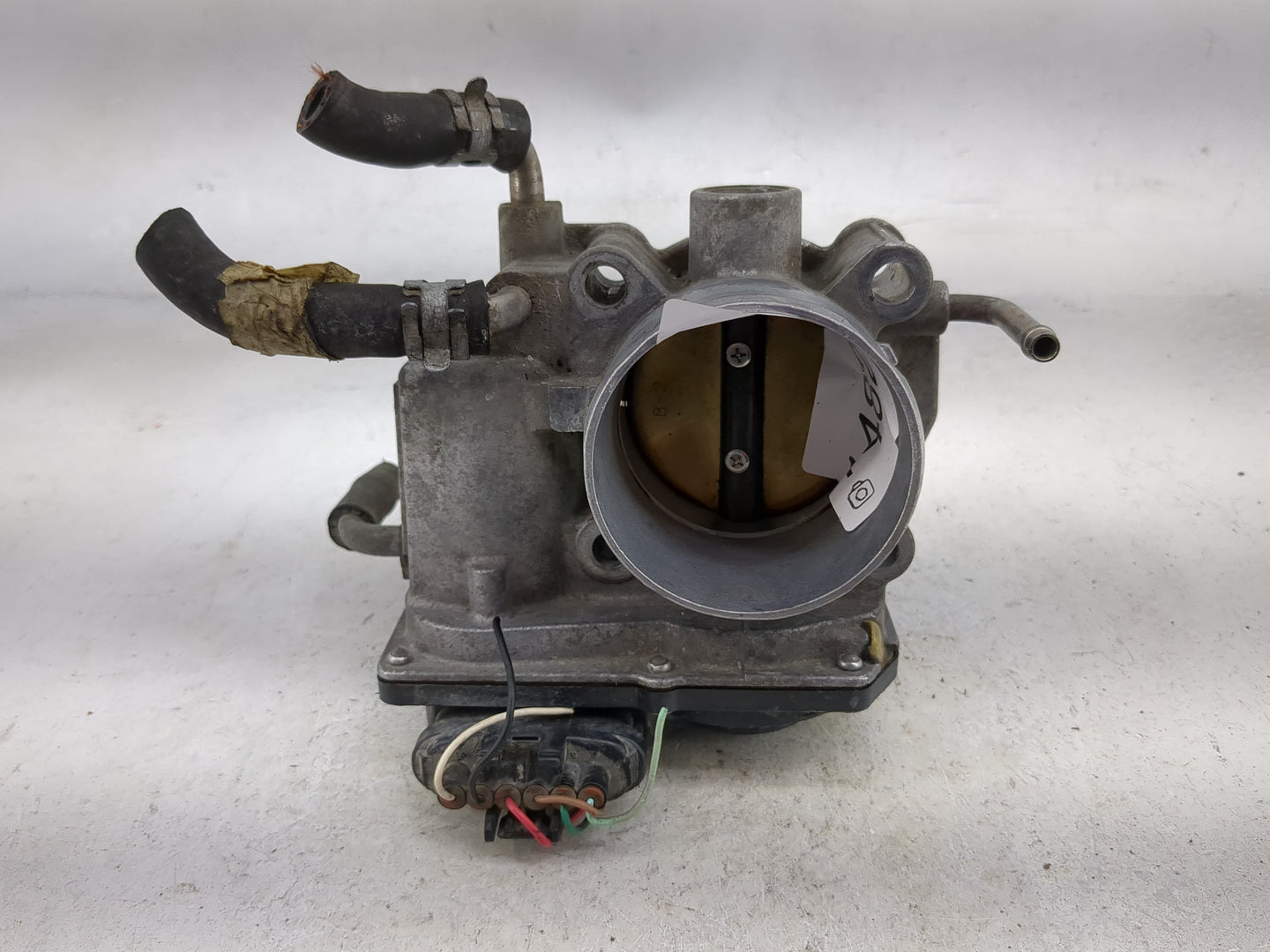 2005-2006 Scion Tc Throttle Body P/N:22030-28060 Fits Fits 2004 2005 2006 2007 OEM Used Auto Parts - Oemusedautoparts1.com