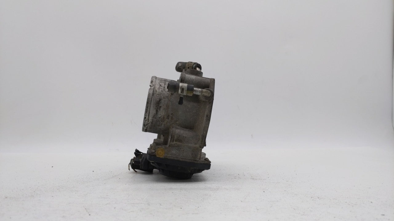 2005-2006 Scion Tc Throttle Body P/N:22030-28060 22030-0H020 Fits Fits 2004 2005 2006 2007 OEM Used Auto Parts - Oemusedauto