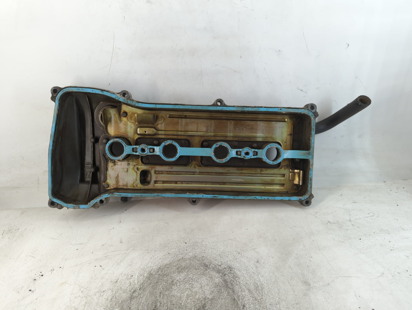 2006 Scion Tc Driver Left Cylinder Head Valve Cover Fits OEM Used Auto Parts - Oemusedautoparts1.com