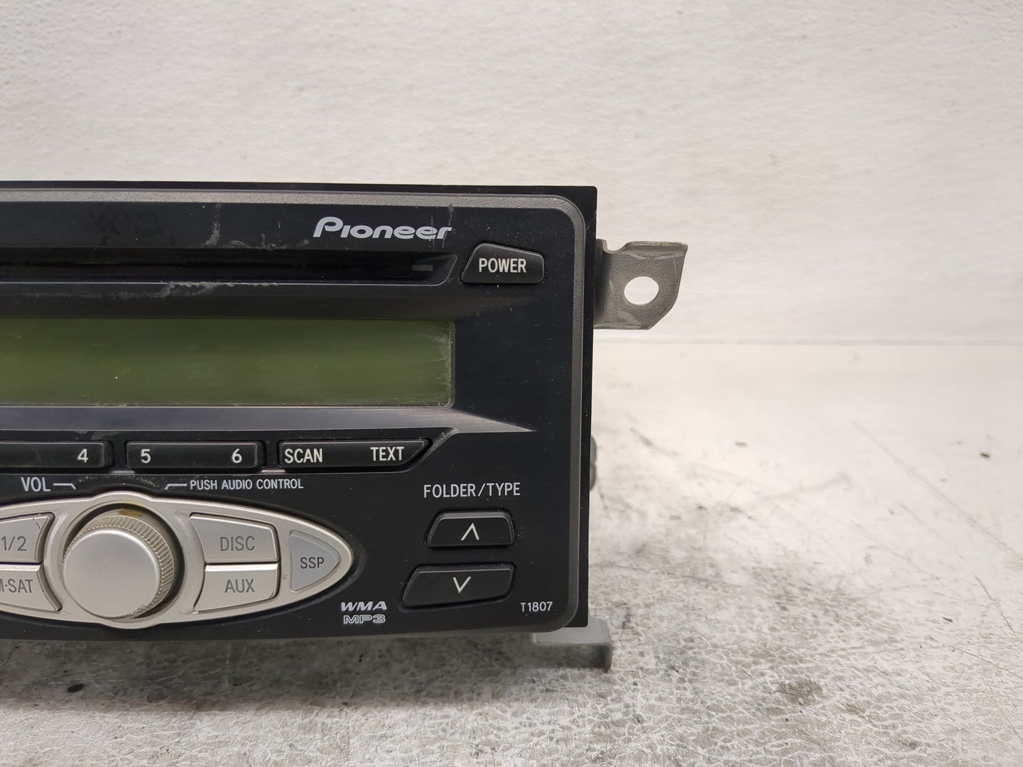 2006 Scion Xa Radio AM FM Cd Player Receiver Replacement P/N:08600-21800 Fits Fits 2007 OEM Used Auto Parts - Oemusedautopar