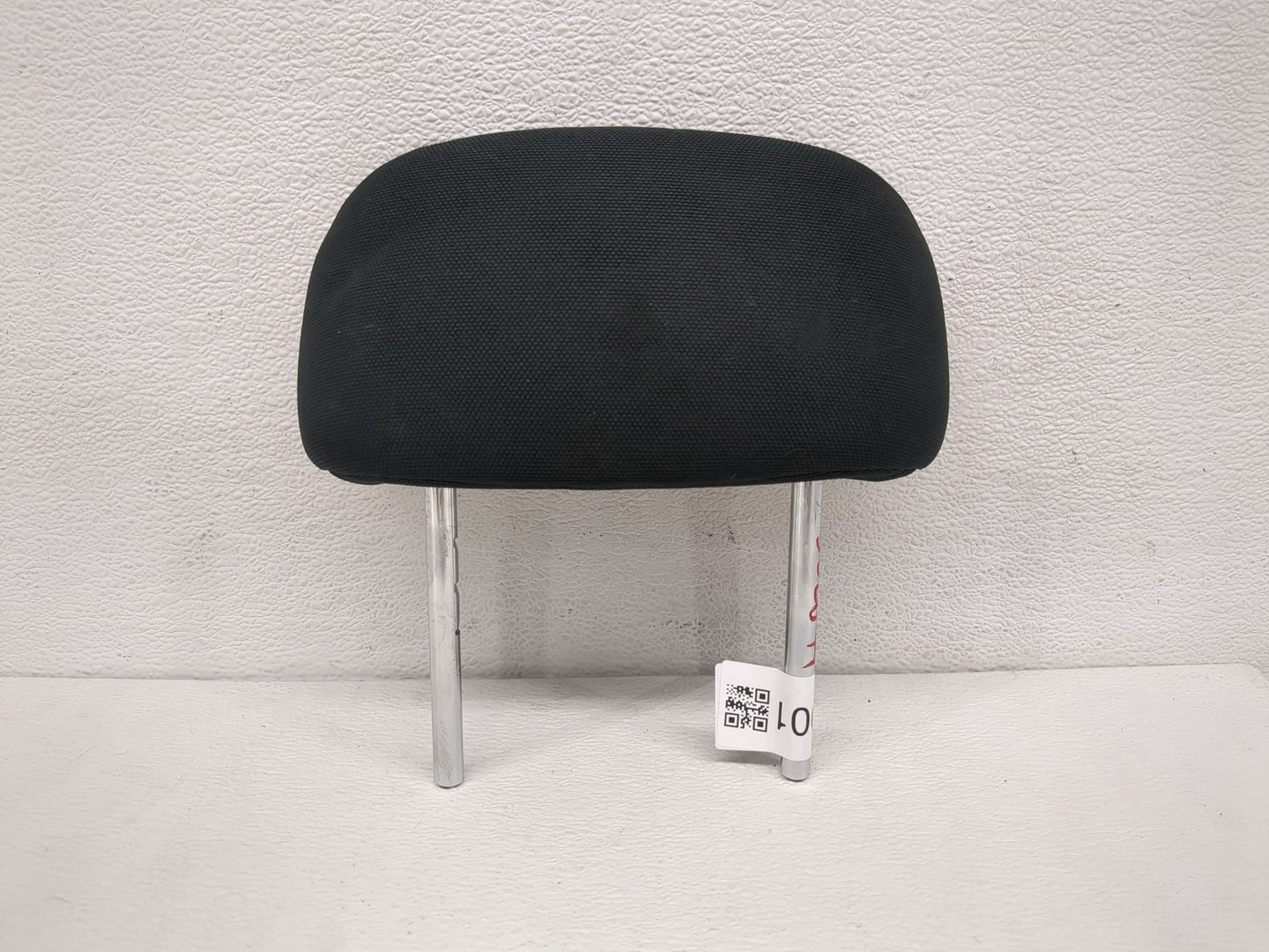 2004-2006 Scion Xa Headrest Head Rest Rear Center Seat Fits Fits 2004 2005 2006 OEM Used Auto Parts - Oemusedautoparts1.com