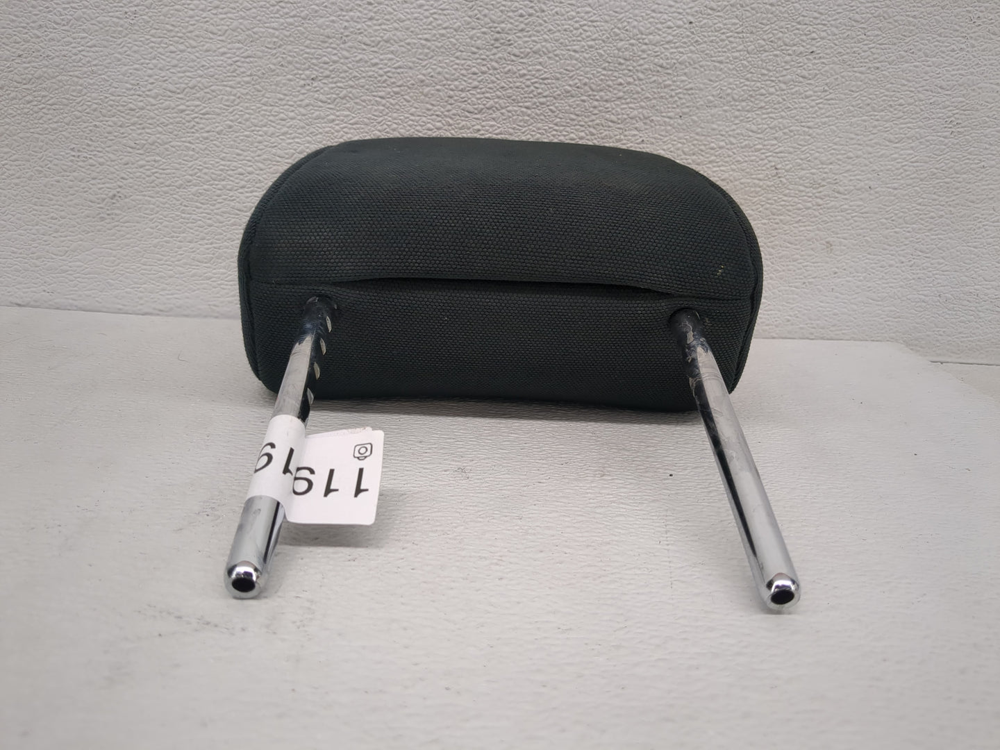 2004-2006 Scion Xa Headrest Head Rest Front Driver Passenger Seat Fits Fits 2004 2005 2006 OEM Used Auto Parts - Oemusedauto