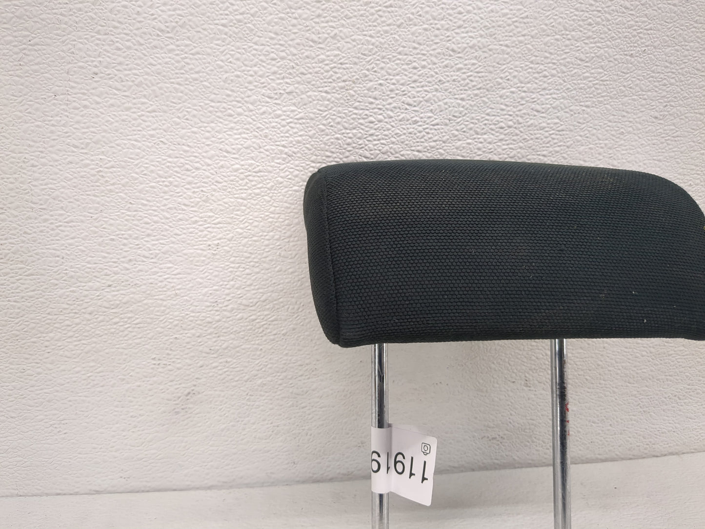 2004-2006 Scion Xa Headrest Head Rest Front Driver Passenger Seat Fits Fits 2004 2005 2006 OEM Used Auto Parts - Oemusedauto