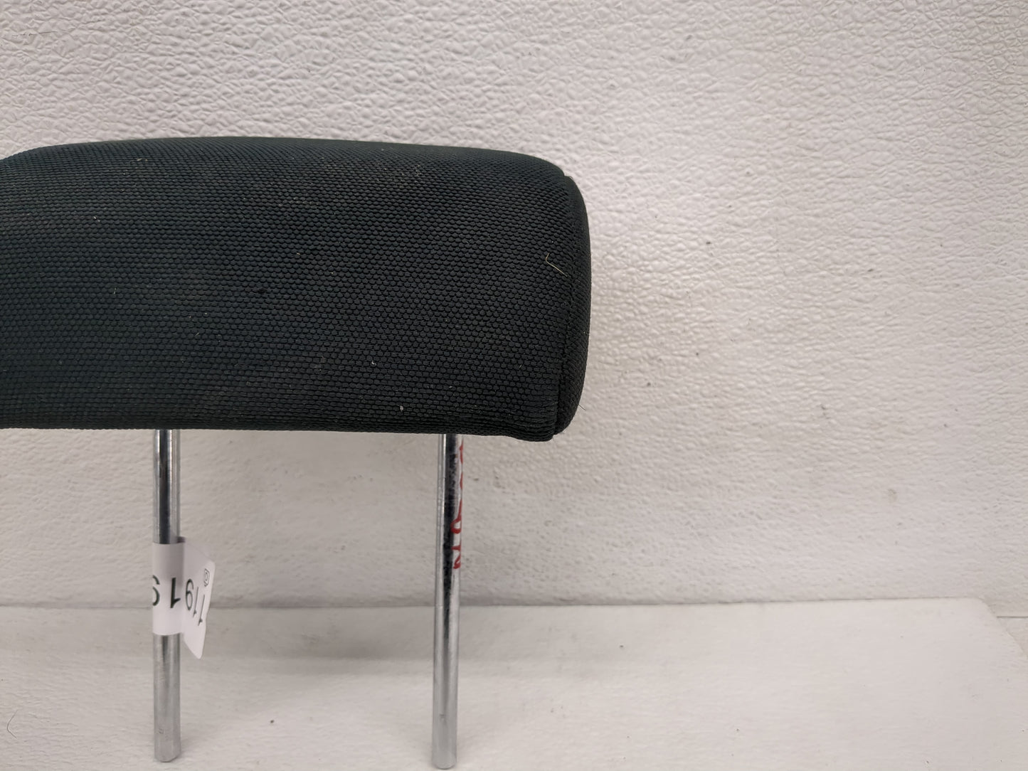 2004-2006 Scion Xa Headrest Head Rest Front Driver Passenger Seat Fits Fits 2004 2005 2006 OEM Used Auto Parts - Oemusedauto