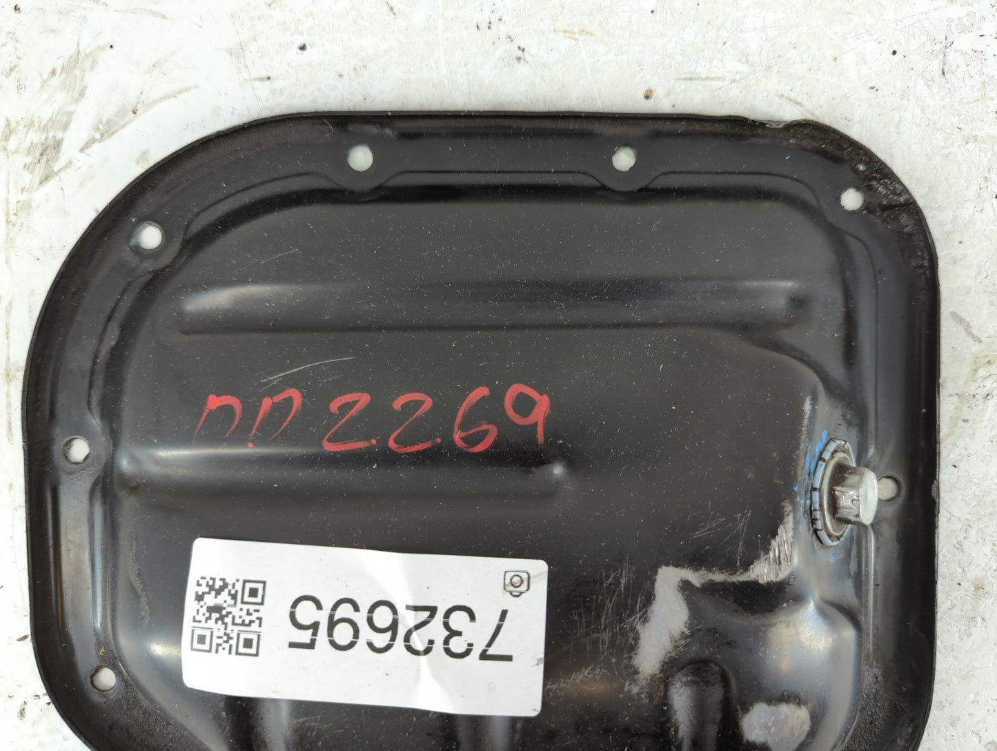 2004-2006 Scion Xa Engine Oil Pan Fits OEM Used Auto Parts - Oemusedautoparts1.com