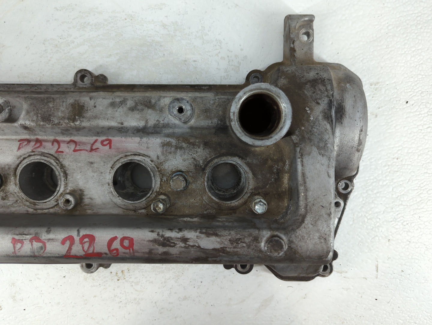 2006 Scion Xa Driver Left Cylinder Head Valve Cover Fits OEM Used Auto Parts - Oemusedautoparts1.com