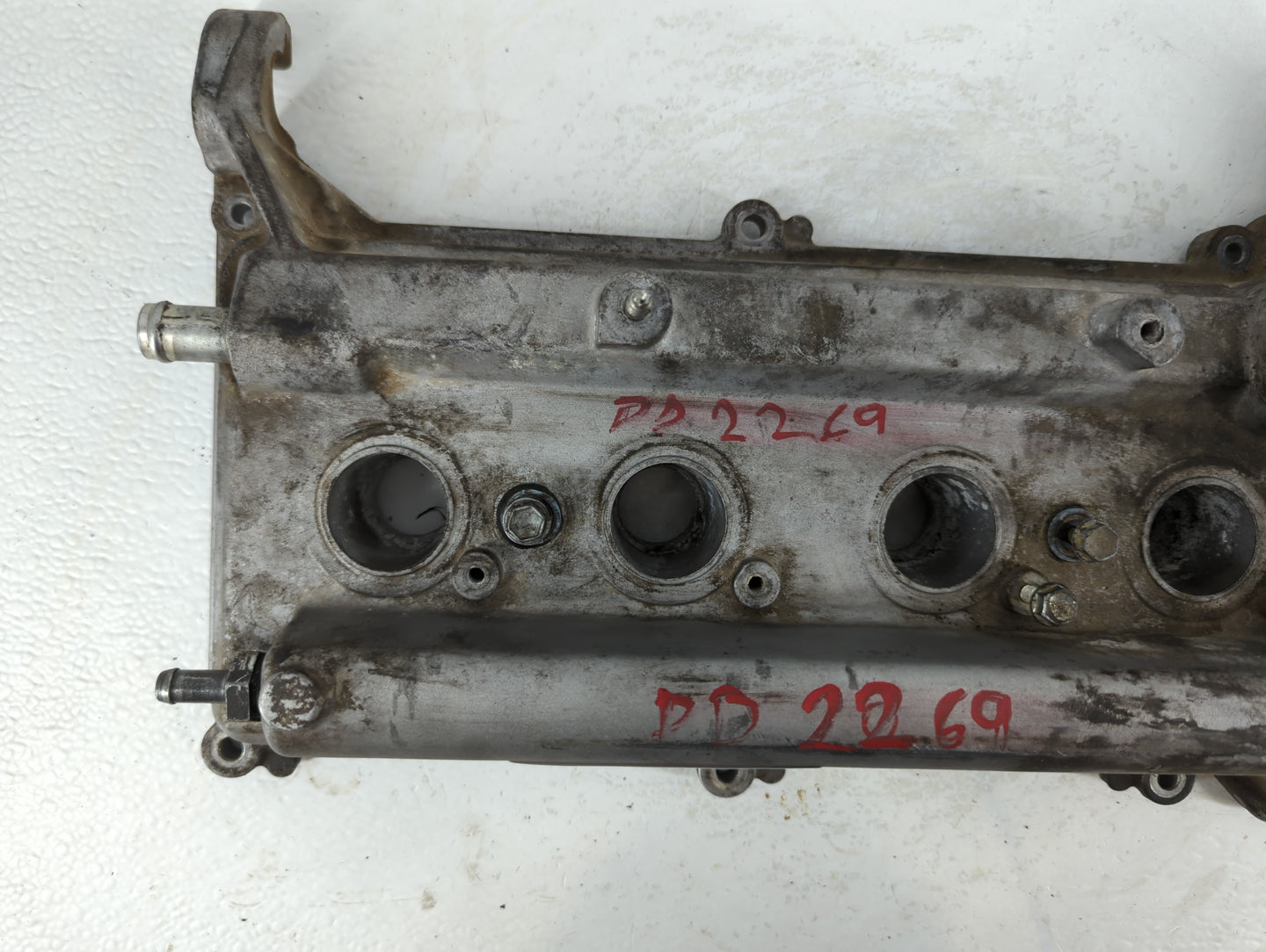 2006 Scion Xa Driver Left Cylinder Head Valve Cover Fits OEM Used Auto Parts - Oemusedautoparts1.com