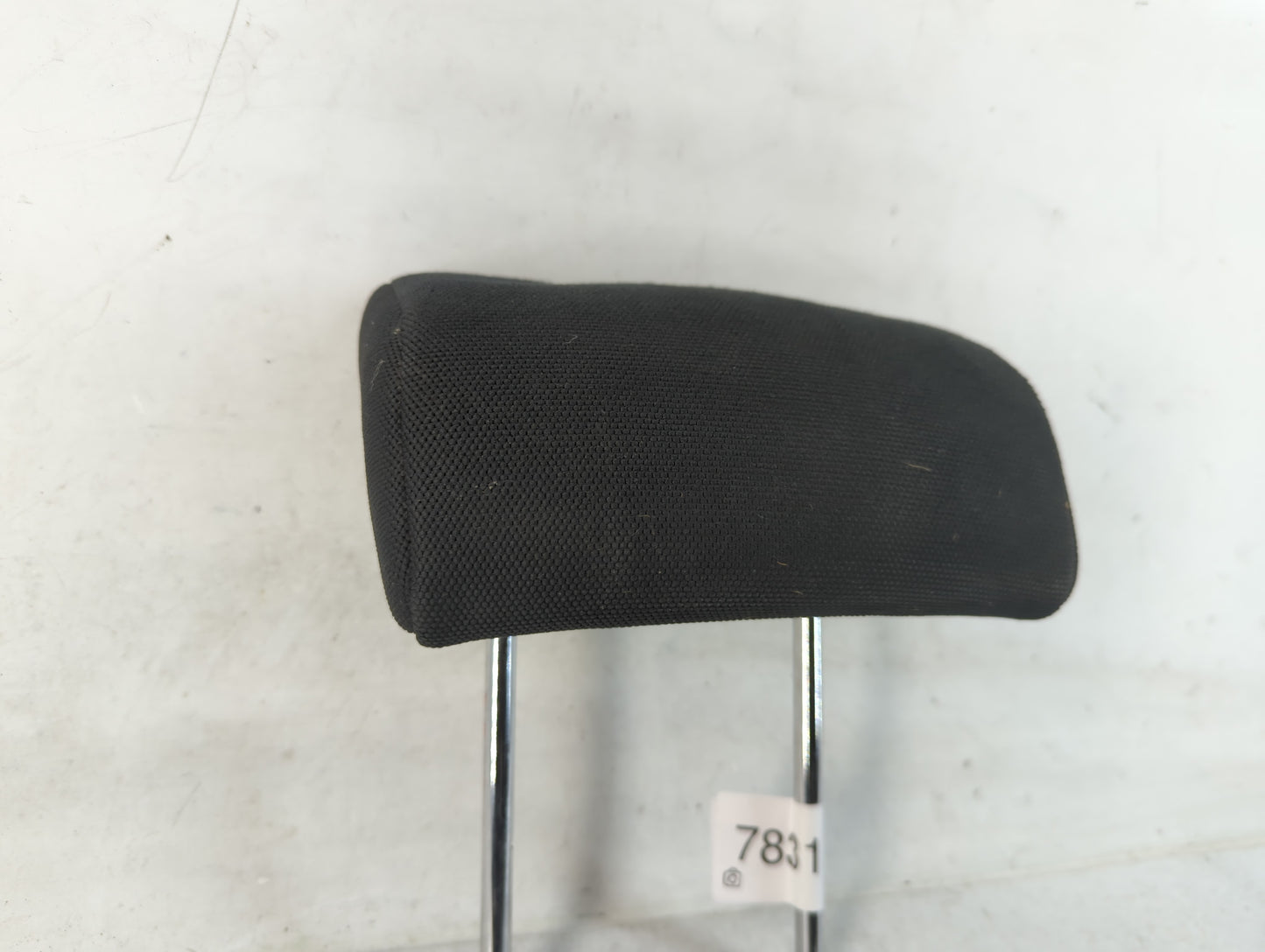 2005-2006 Scion Xa Headrest Head Rest Front Driver Passenger Seat Fits Fits 2005 2006 OEM Used Auto Parts - Oemusedautoparts