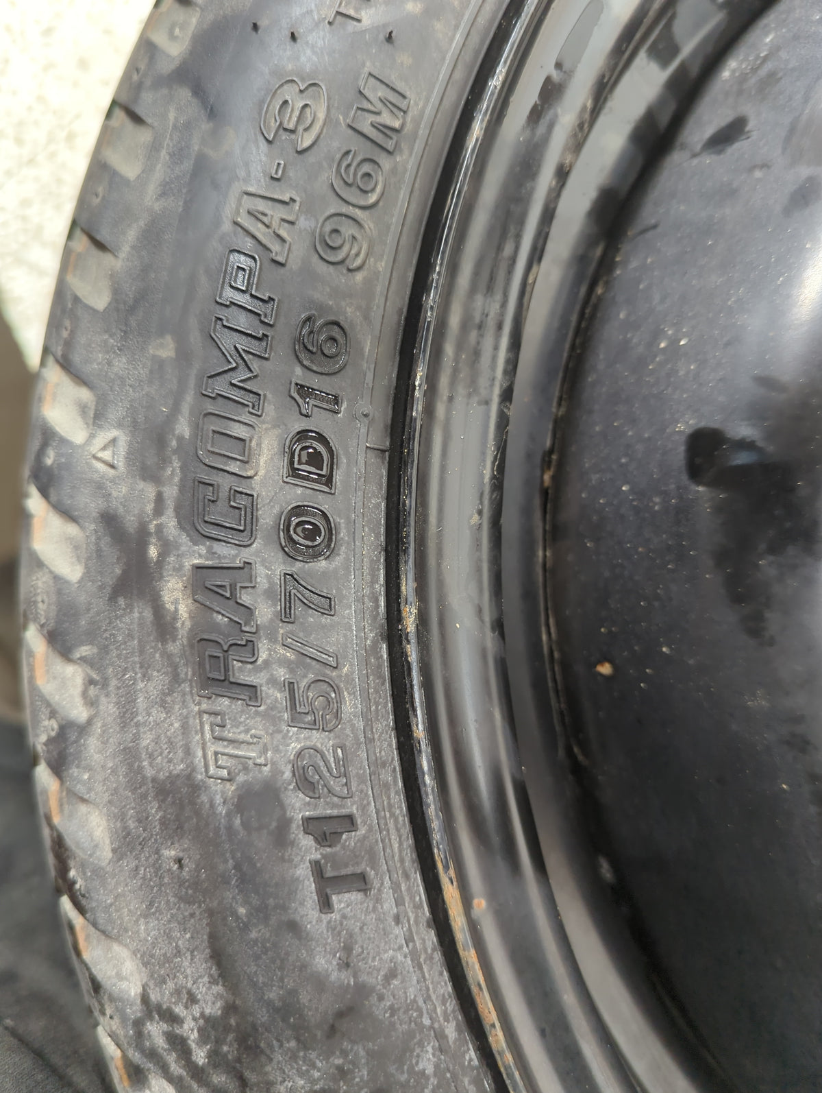 2004-2006 Scion Xb Spare Donut Tire Wheel Rim Oem 1218922 - Oemusedautoparts1.com