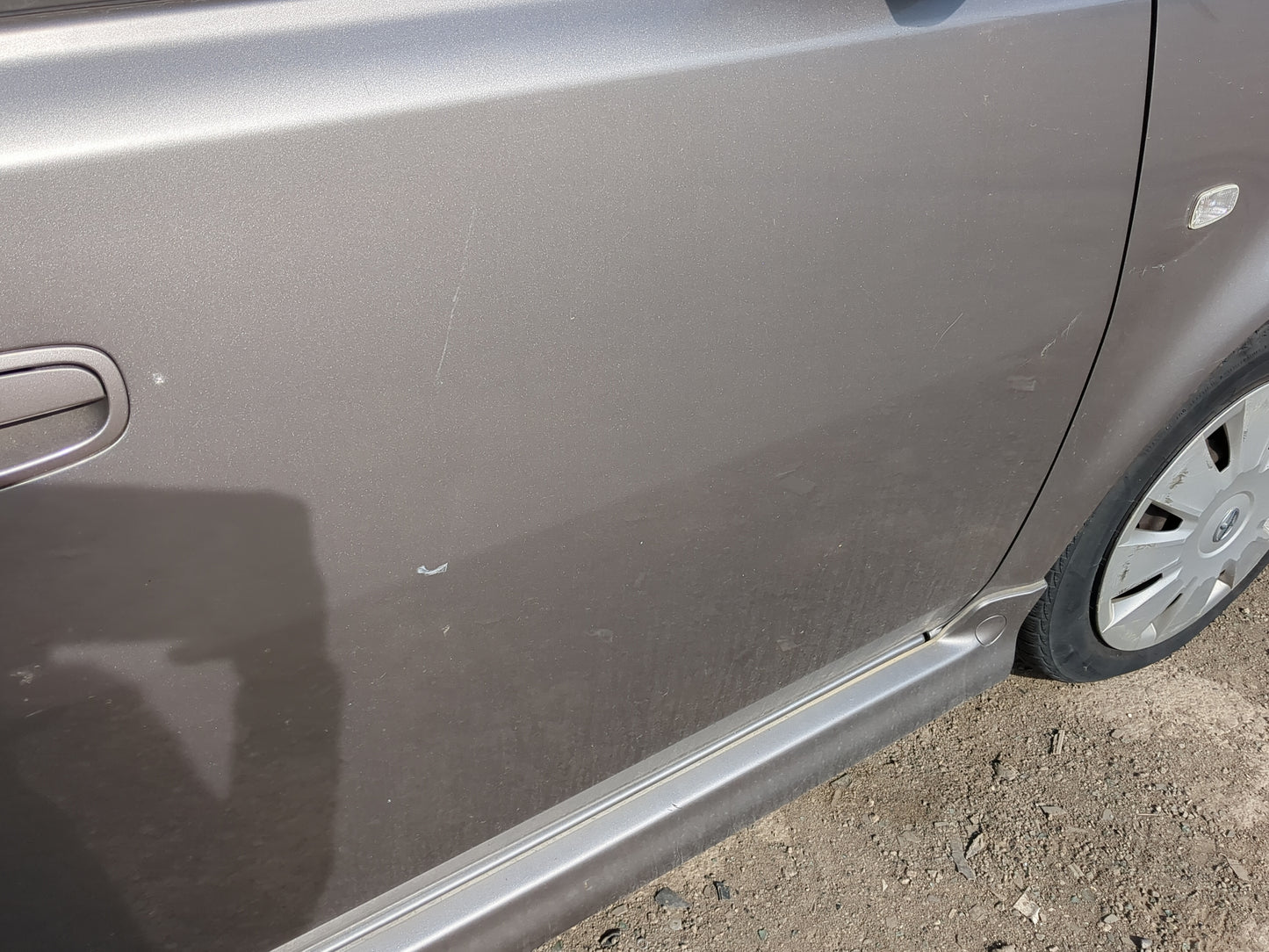 2004-2006 Scion Xb Passenger Front Door Oem 1219688 - Oemusedautoparts1.com