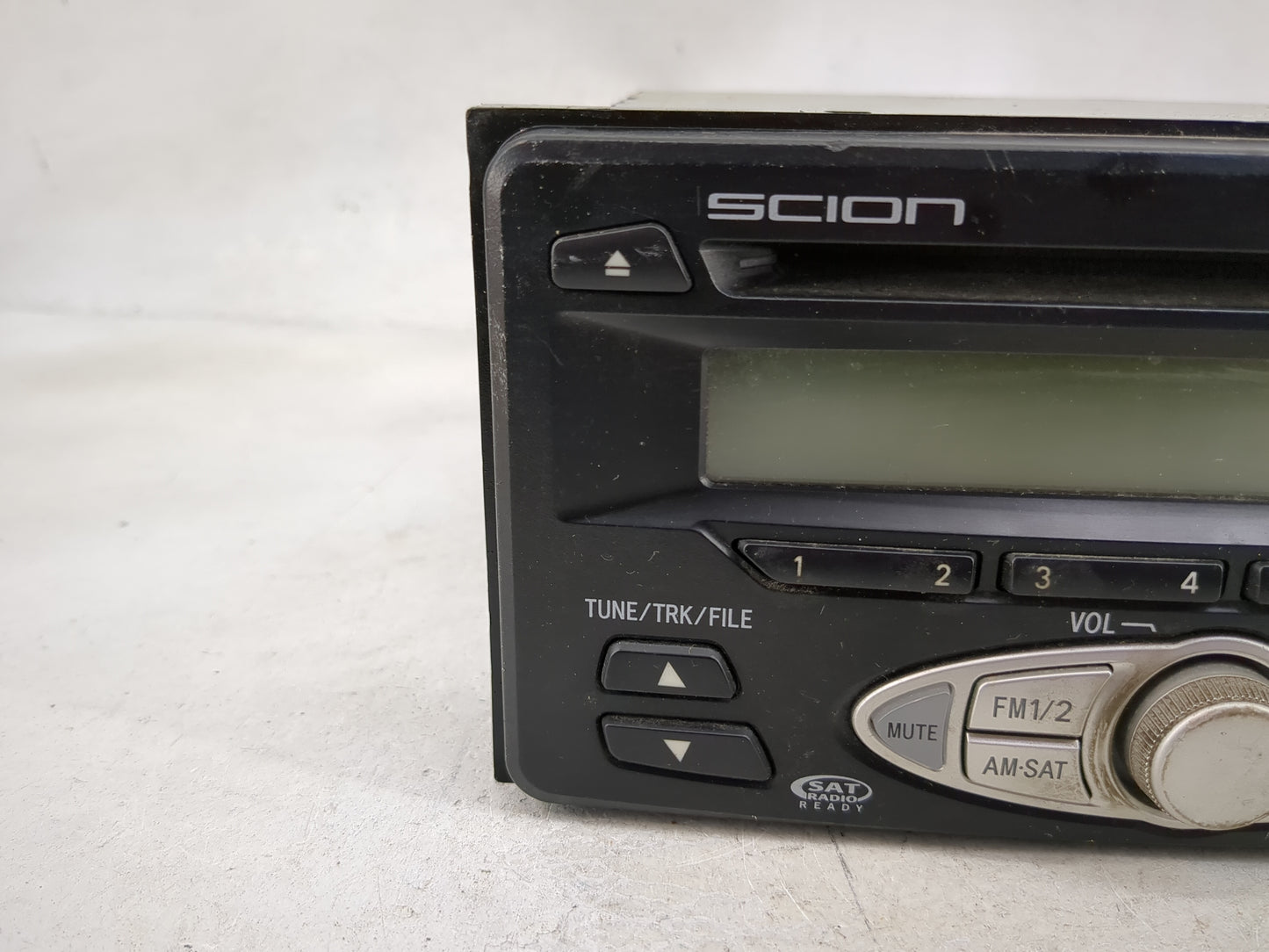 2006 Scion Xb Radio AM FM Cd Player Receiver Replacement Fits OEM Used Auto Parts - Oemusedautoparts1.com