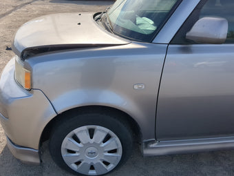 compare product 2004-2006 Scion Xb Driver Fender