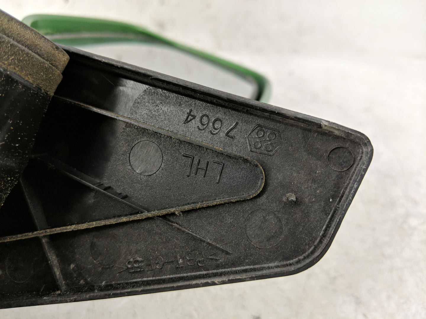 2006 Scion Xb Side Mirror Replacement Driver Left View Door Mirror Fits OEM Used Auto Parts - Oemusedautoparts1.com