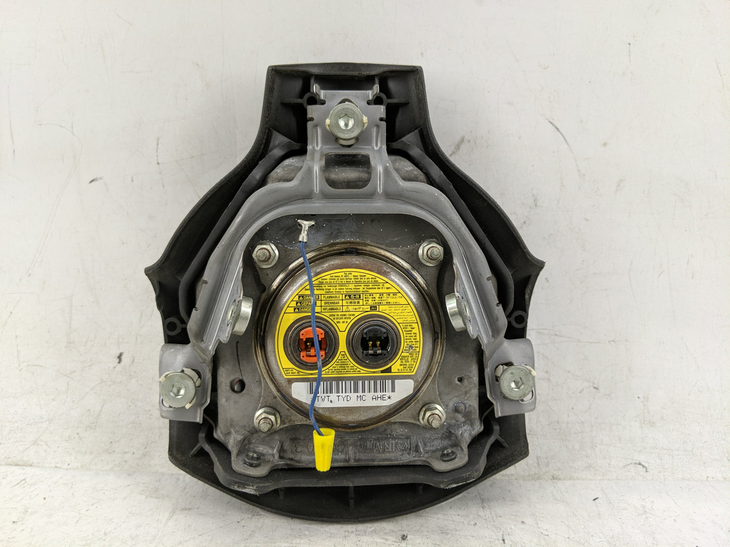 2006 Scion Xb Air Bag Driver Left Steering Wheel Mounted - Oemusedautoparts1.com