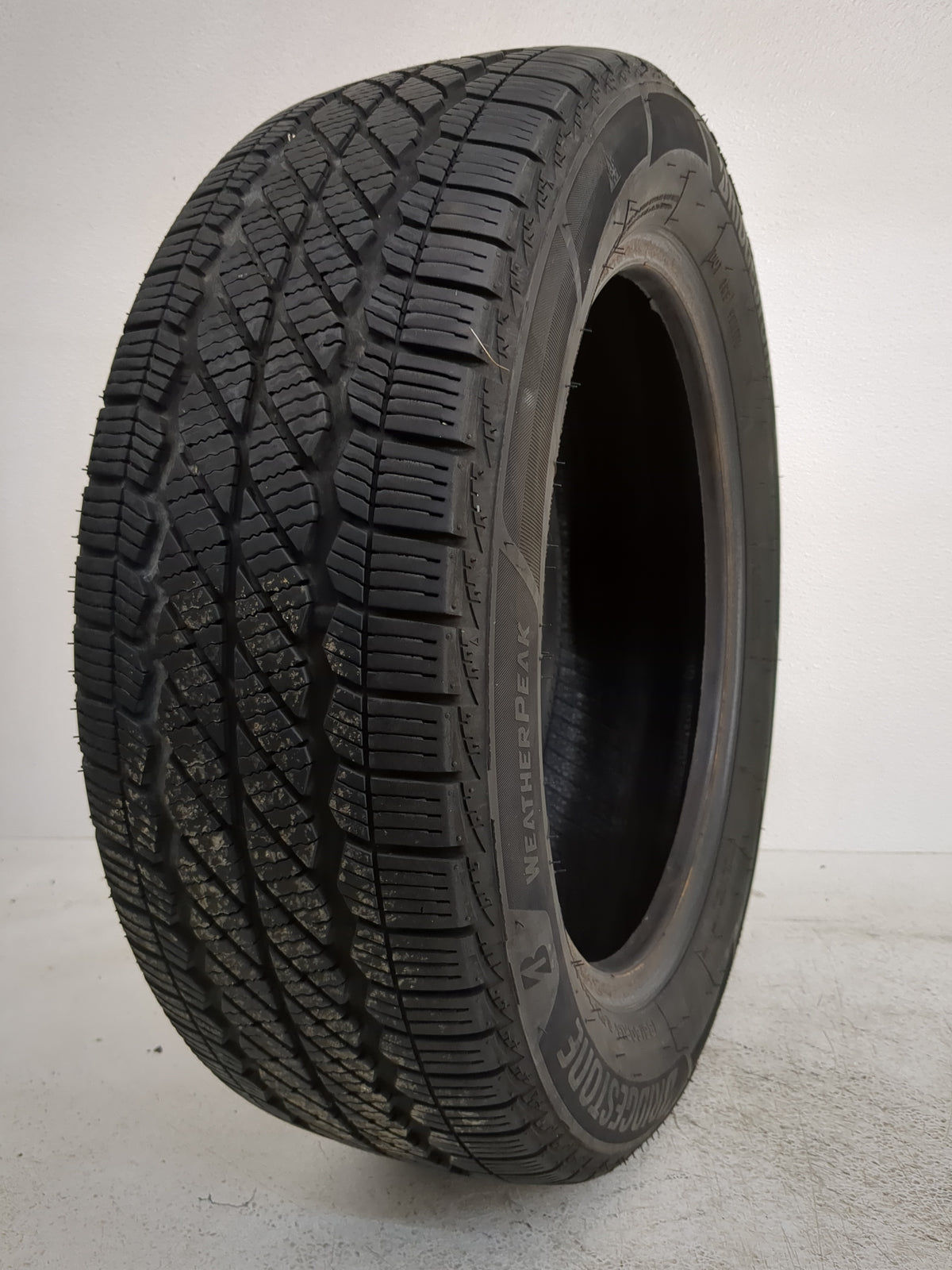 Used Tire 185/60R15 BRIDGESTONE WEATHERPEAK 84H - Tread Depth 6.5/32 - Oemusedautoparts1.com