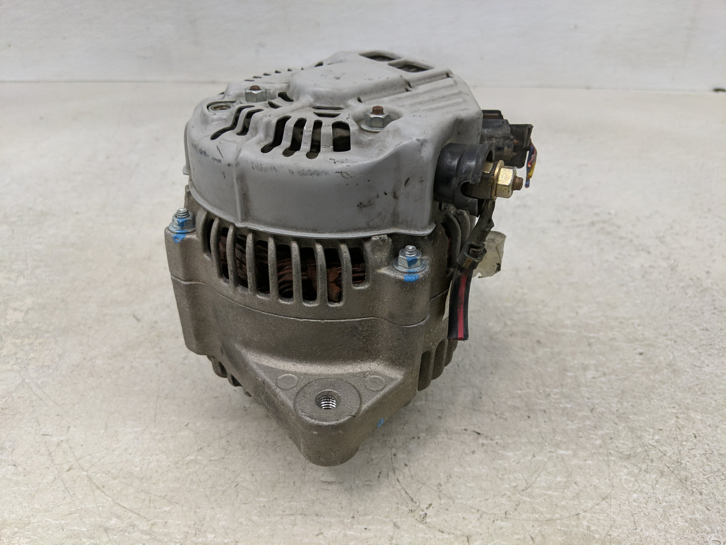 2004-2006 Scion Xb Alternator Replacement Generator Charging Assembly Engine OEM Fits Fits 2003 2004 2005 2006 OEM Used Auto