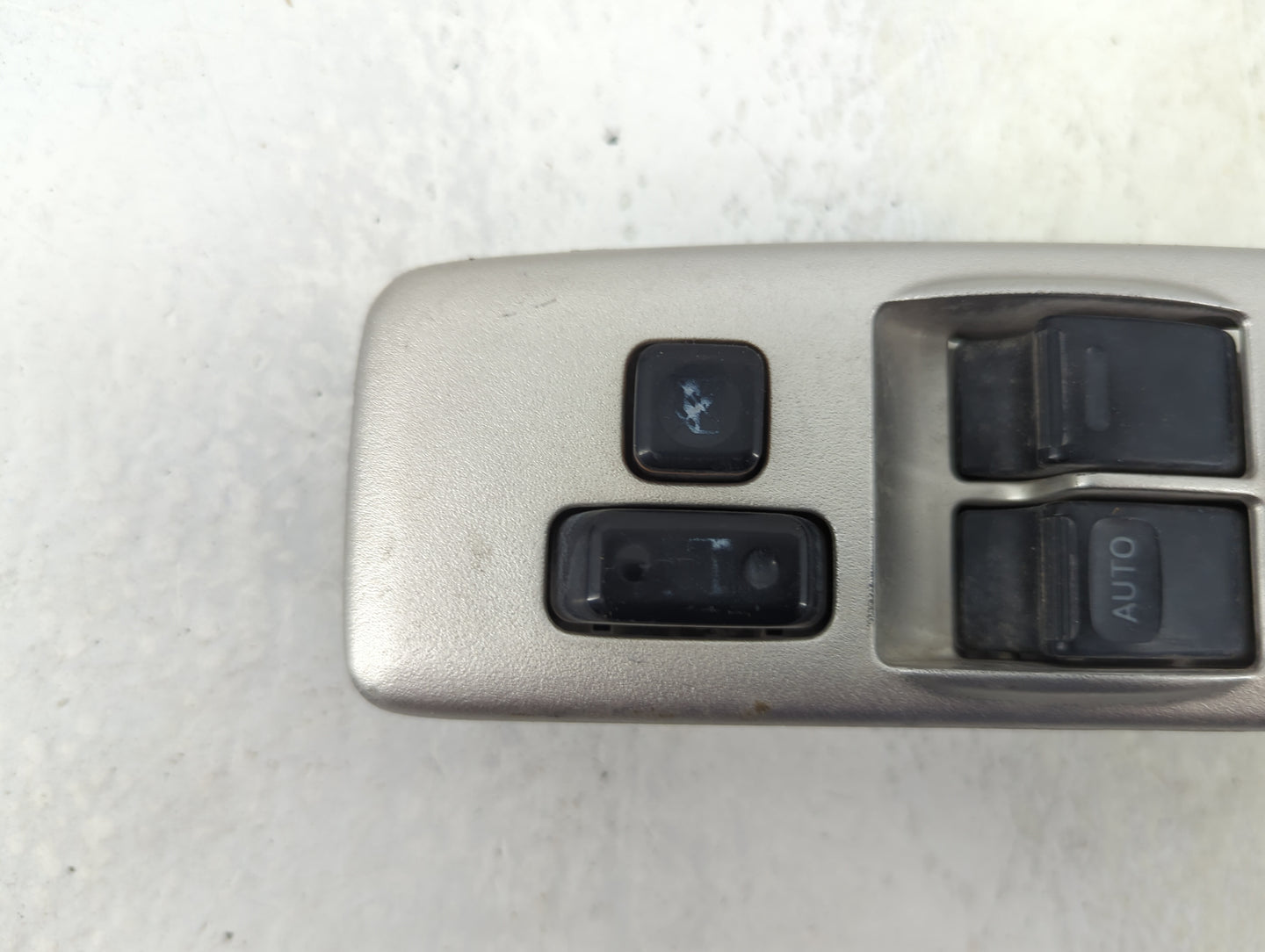 2005-2006 Scion Xb Master Power Window Switch Replacement Driver Side Left Fits Fits 2005 2006 OEM Used Auto Parts - Oemused