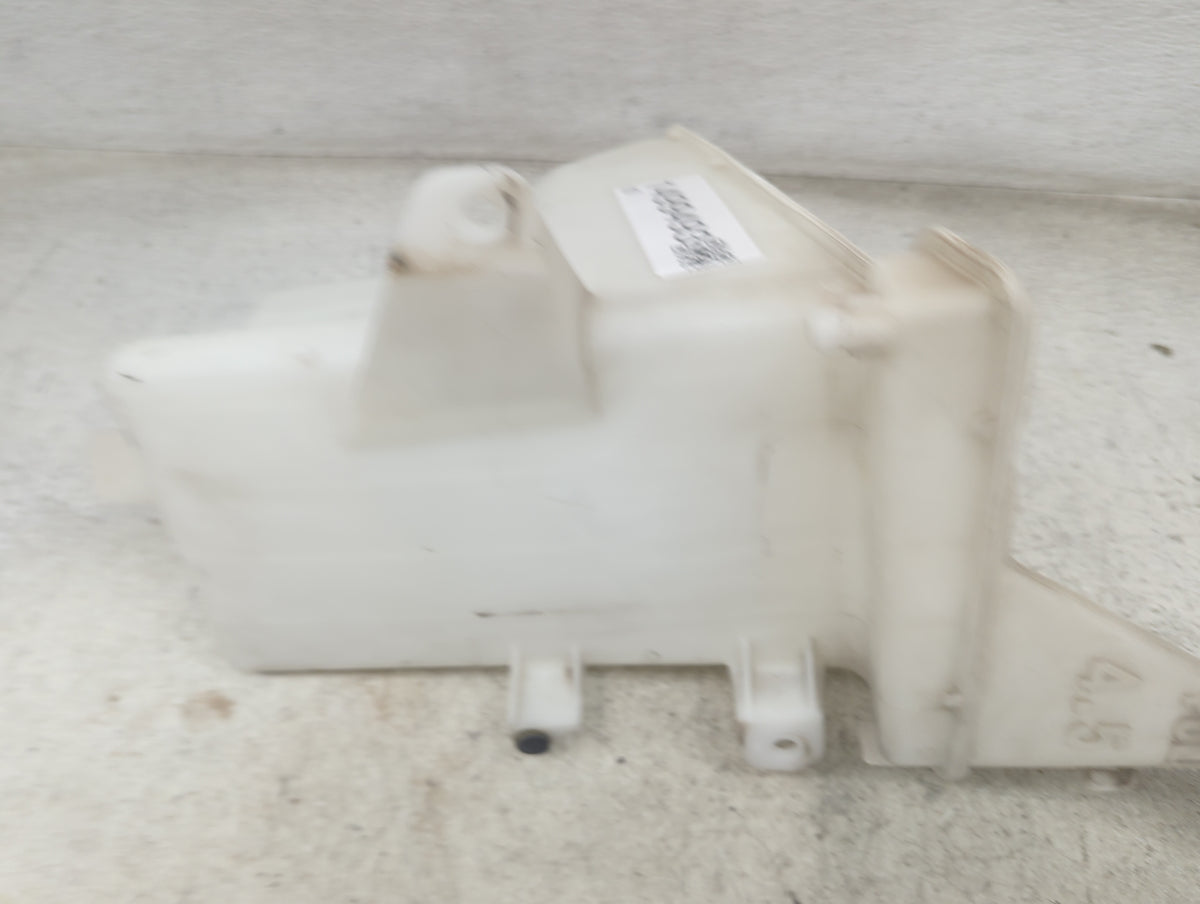 2004-2006 Scion Xb Windshield Washer Fluid Reservoir Bottle Oem - Oemusedautoparts1.com