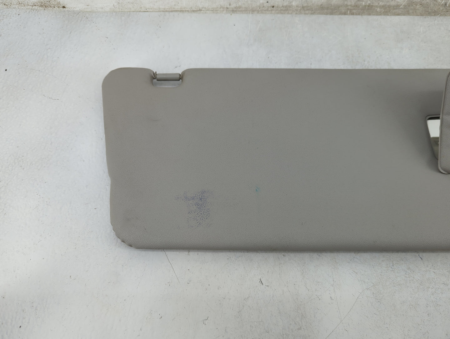 2004-2006 Scion Xb Sun Visor Shade Replacement Passenger Right Mirror Fits Fits 2004 2005 2006 OEM Used Auto Parts - Oemused