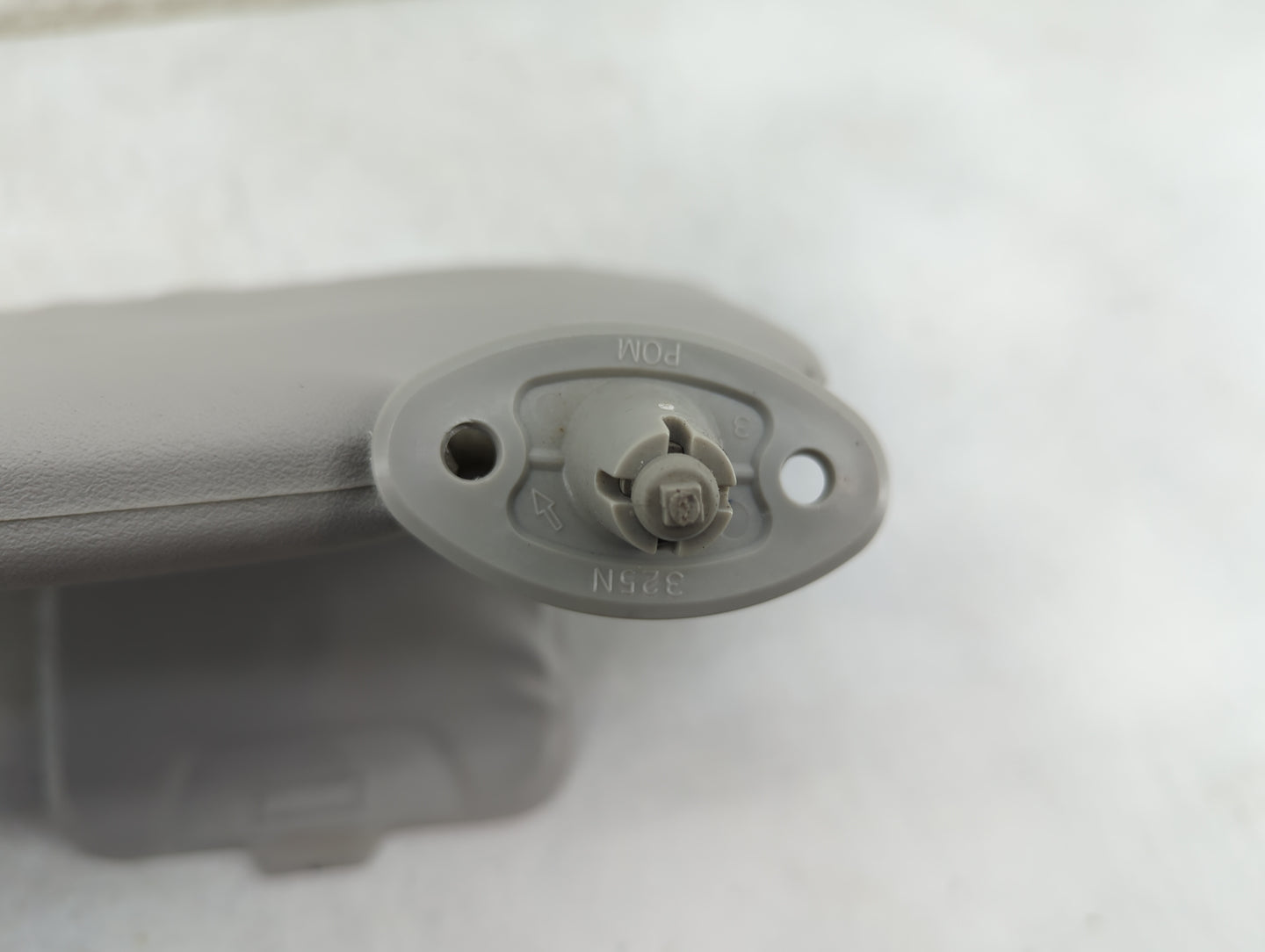 2004-2006 Scion Xb Sun Visor Shade Replacement Passenger Right Mirror Fits Fits 2004 2005 2006 OEM Used Auto Parts - Oemused