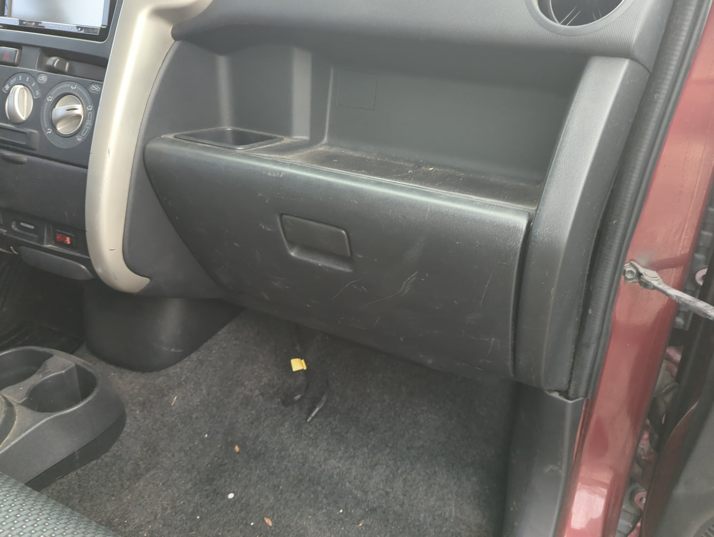 2006 Scion Xb Passenger Glove Box Door Storage Compartment - Oemusedautoparts1.com