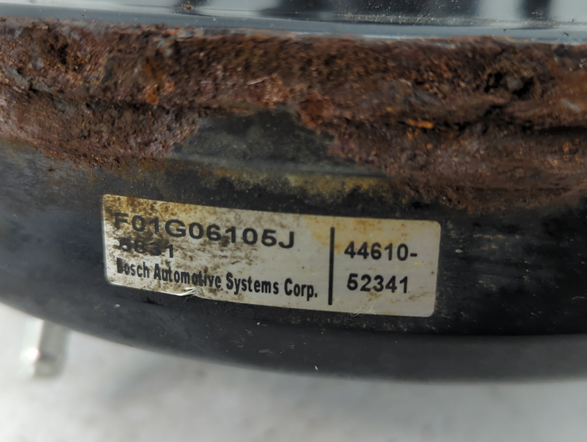 2004-2006 Scion Xb Power Brake Booster Oem - Oemusedautoparts1.com