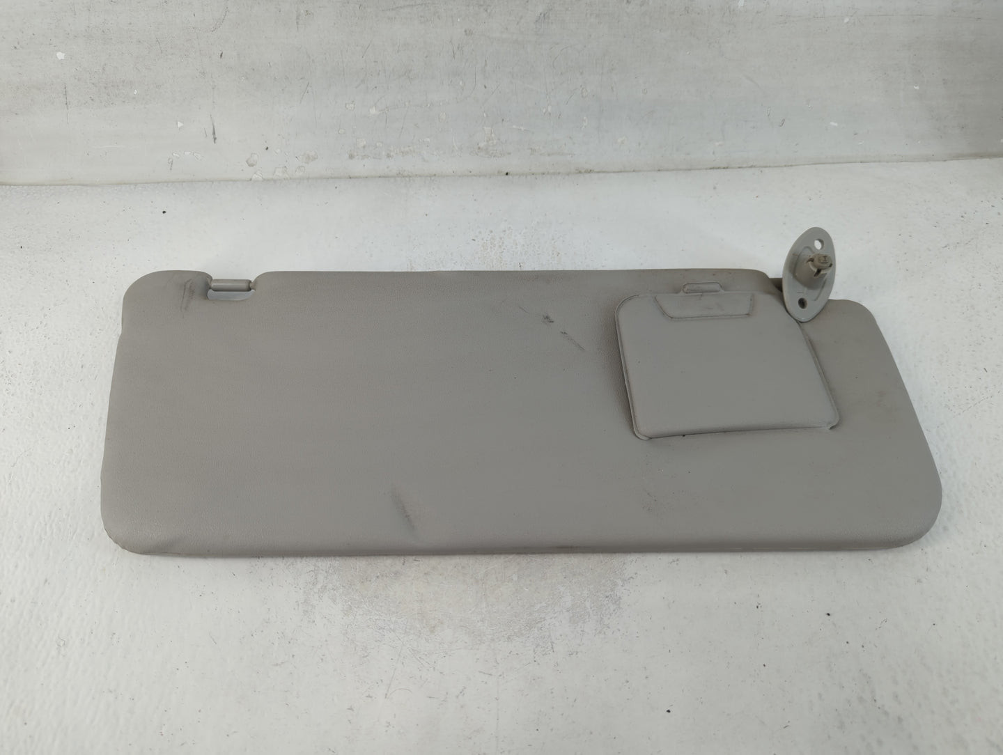 2004-2006 Scion Xb Sun Visor Shade Replacement Passenger Right Mirror Fits Fits 2004 2005 2006 OEM Used Auto Parts - Oemused
