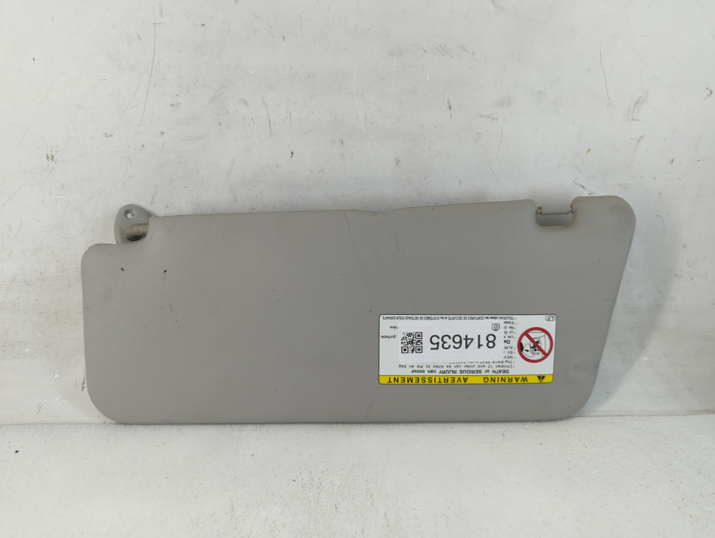 2004-2006 Scion Xb Sun Visor Shade Replacement Passenger Right Mirror Fits Fits 2004 2005 2006 OEM Used Auto Parts - Oemused