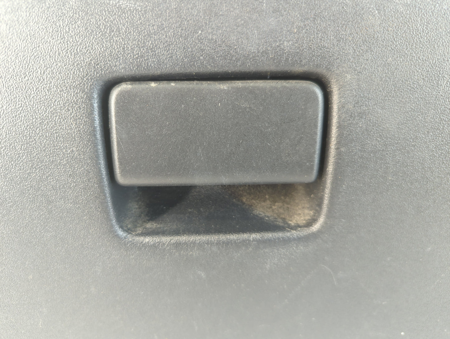 2006 Scion Xb Passenger Glove Box Door Storage Compartment 814679 - Oemusedautoparts1.com