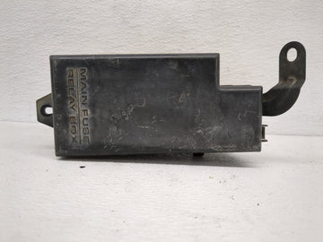 2006 Subaru Forester Fusebox Fuse Box Panel Relay Module P/N:82231SA500 Fits OEM Used Auto Parts - Oemusedautoparts1.com
