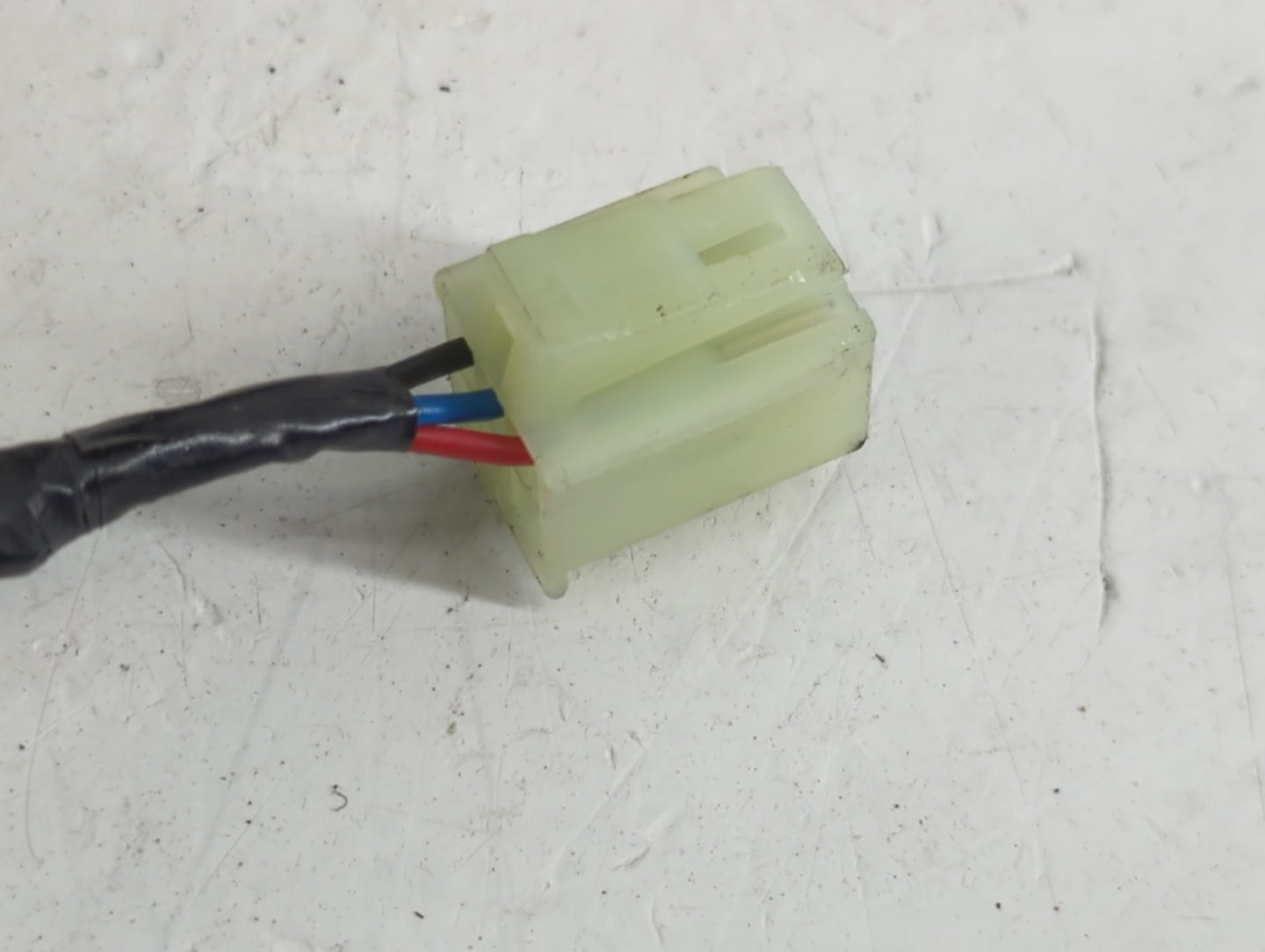 2004-2008 Subaru Forester Side Mirror Replacement Passenger Right View Door Mirror P/N:42430-900 Fits OEM Used Auto Parts - 