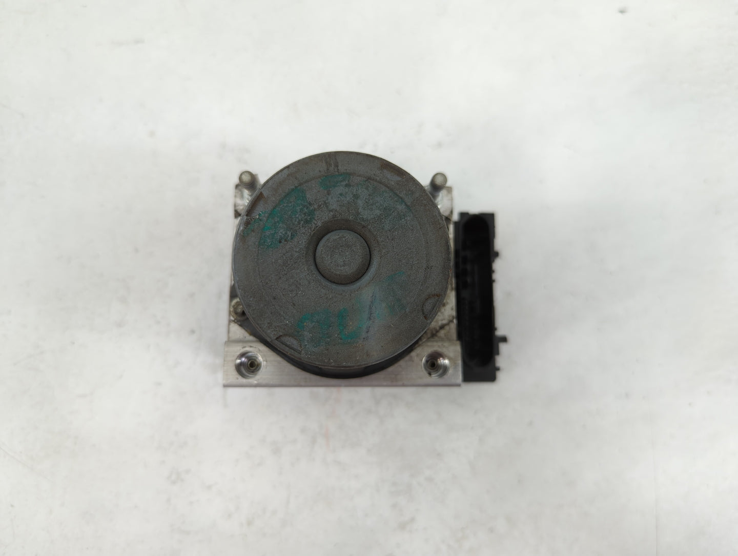 2006 Subaru Forester ABS Pump Control Module Replacement P/N:070508/1/3655 0 265 231 876, 27534SA071 Fits OEM Used Auto Part