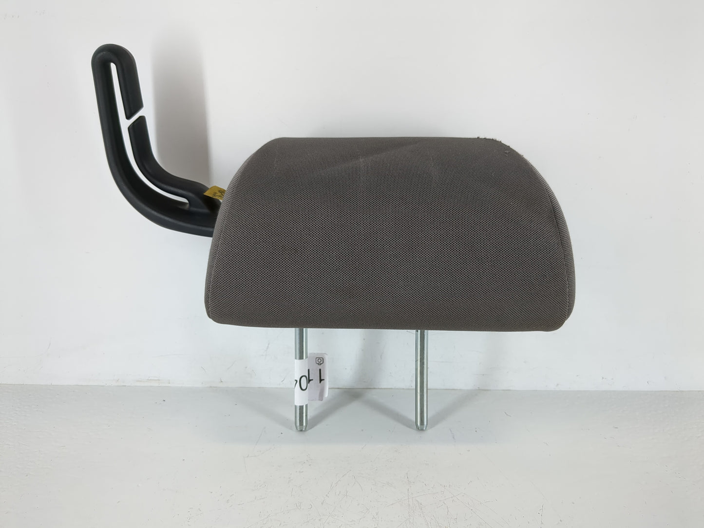 2006-2007 Subaru Impreza Headrest Head Rest Rear Seat Fits Fits 2006 2007 OEM Used Auto Parts - Oemusedautoparts1.com