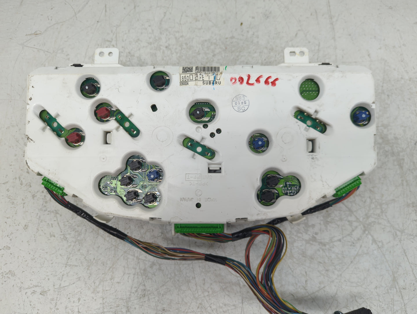 2006 Subaru Impreza Instrument Cluster Speedometer Gauges P/N:85002FE110 Fits OEM Used Auto Parts - Oemusedautoparts1.com