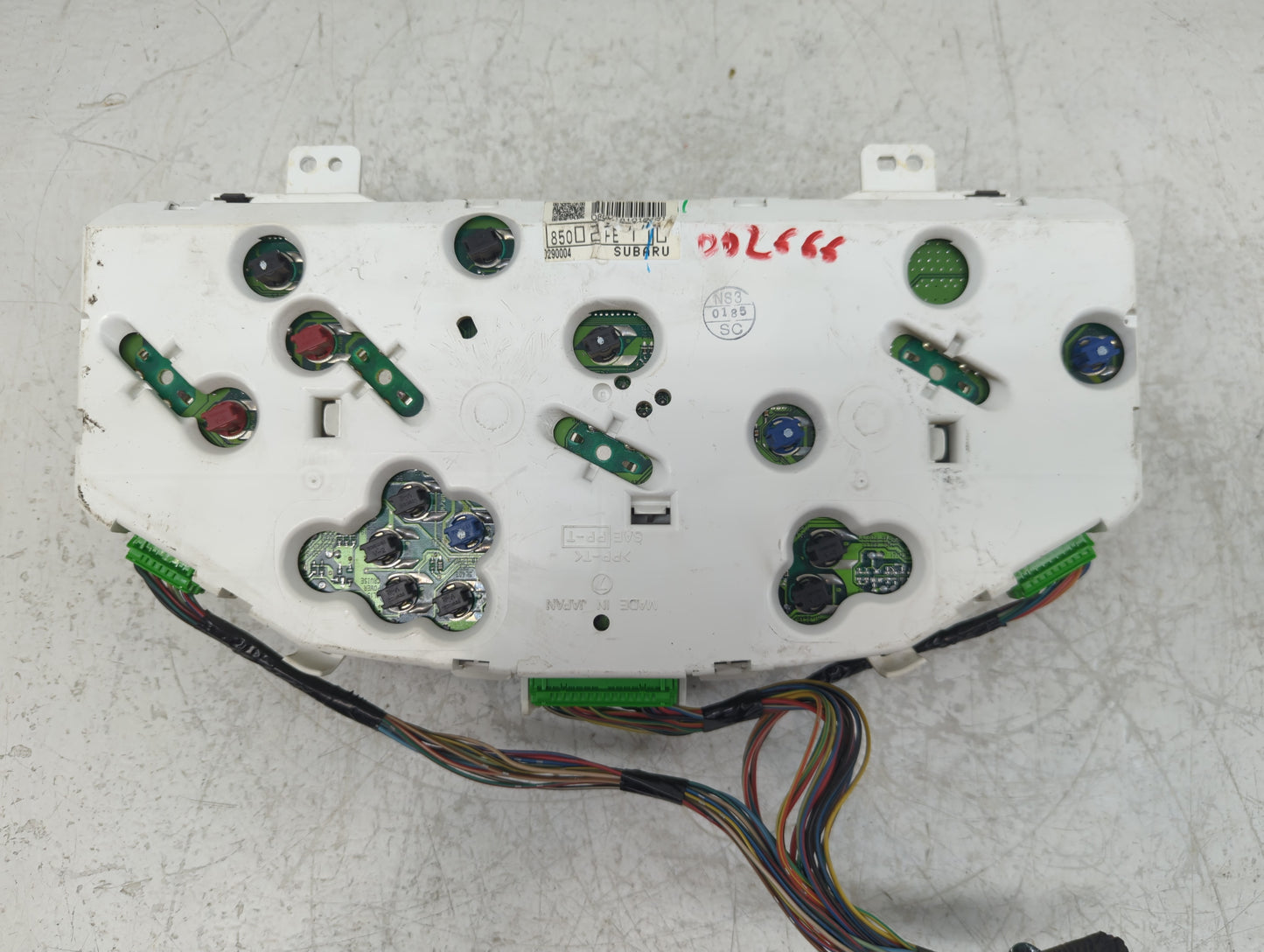 2006 Subaru Impreza Instrument Cluster Speedometer Gauges P/N:85002FE110 Fits OEM Used Auto Parts - Oemusedautoparts1.com