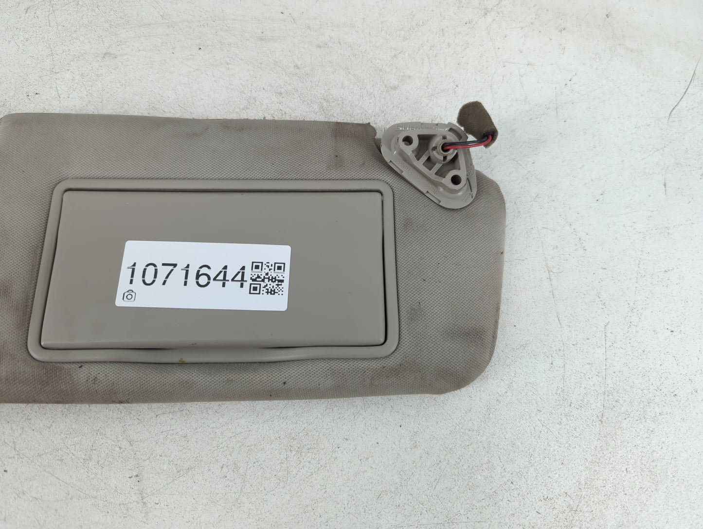 2006-2009 Subaru Legacy Sun Visor Shade Replacement Passenger Right Mirror Fits Fits 2006 2007 2008 2009 OEM Used Auto Parts