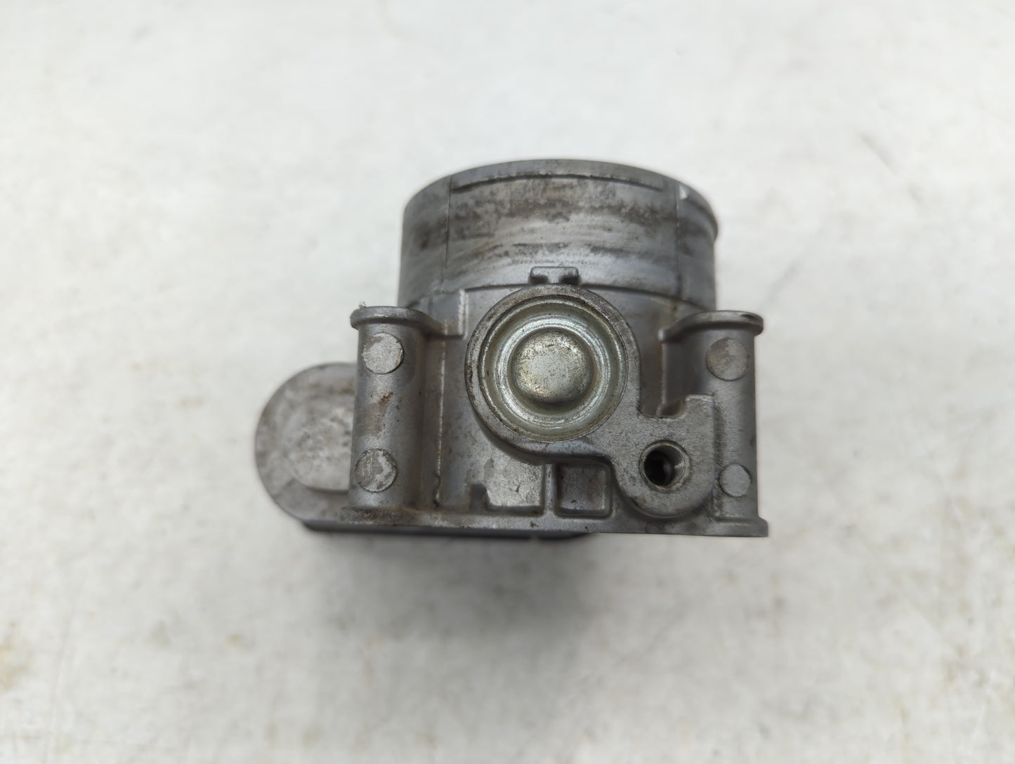 2008-2009 Subaru Legacy Throttle Body P/N:A1417B Fits Fits 2006 2007 2008 2009 OEM Used Auto Parts - Oemusedautoparts1.com