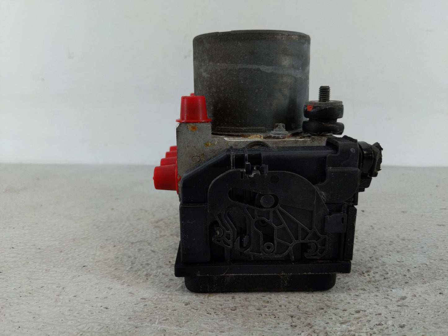 2005-2006 Subaru Legacy ABS Pump Control Module Replacement Fits Fits 2005 2006 OEM Used Auto Parts - Oemusedautoparts1.com